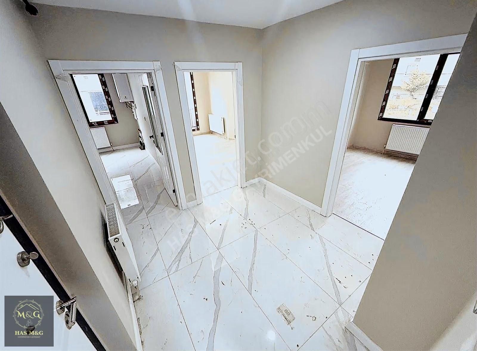 Güzel Konumda Sıfır Ultralüks Kombili Ankastreli Dubleks Daire - Görsel 35