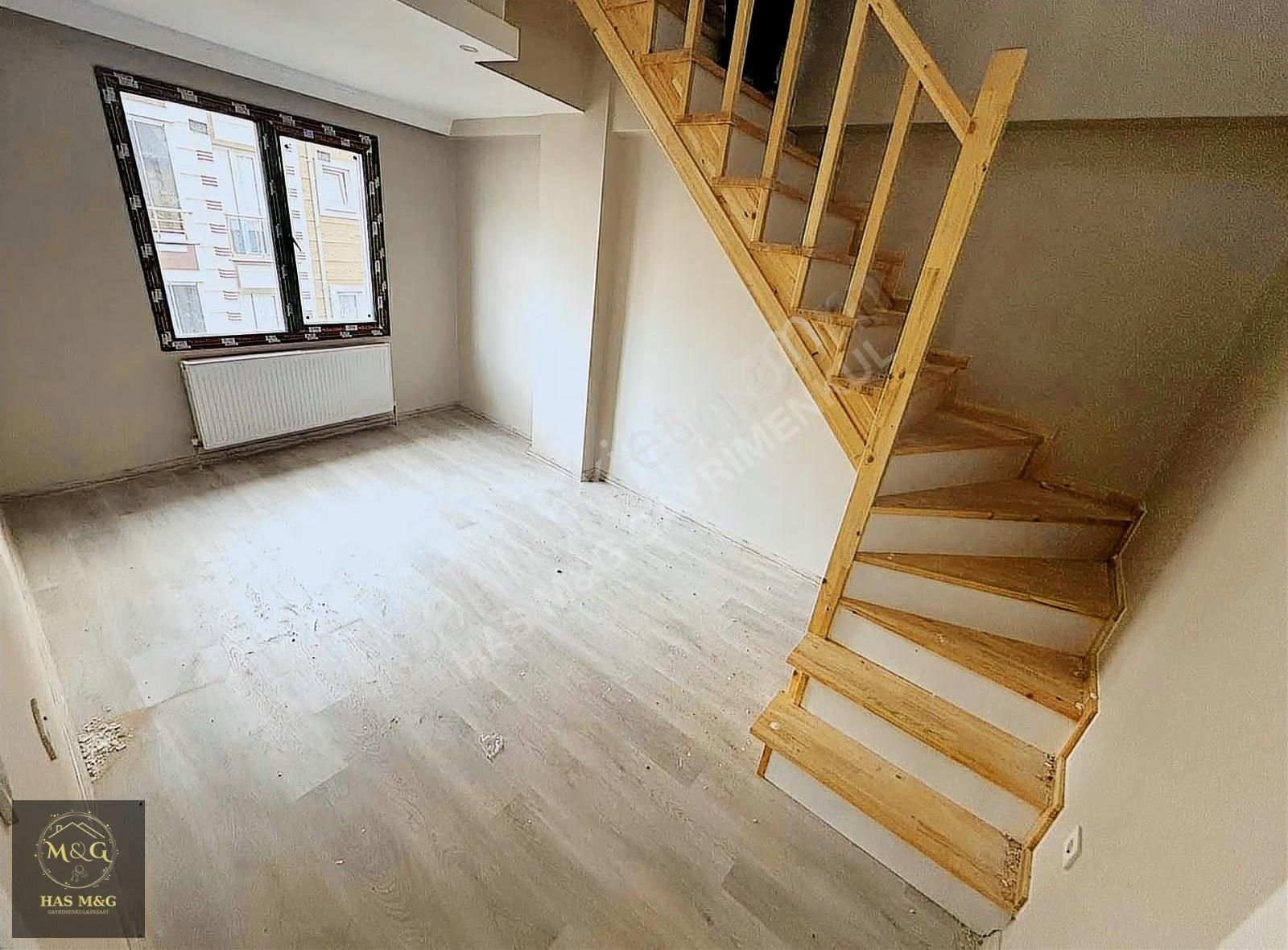 Güzel Konumda Sıfır Ultralüks Kombili Ankastreli Dubleks Daire - Görsel 11