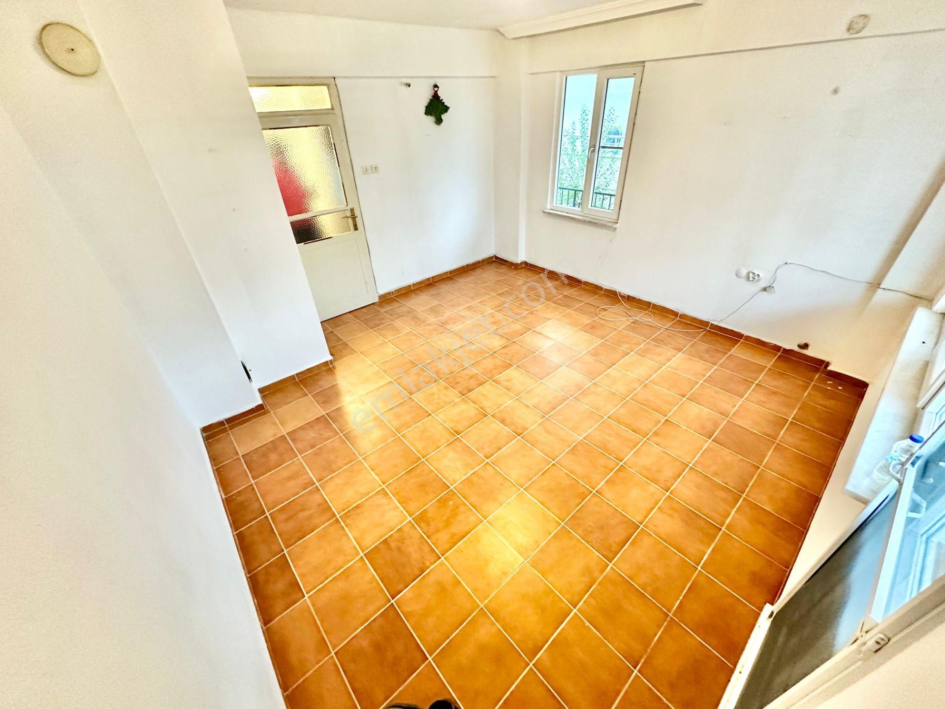 ꧁ay Emlaktan꧂akçay Merkezde Muhteşem Konumlu Öncephe Arakat Ayrı Mutfak Satılık 2+1 Masrafsız Daire - Görsel 8