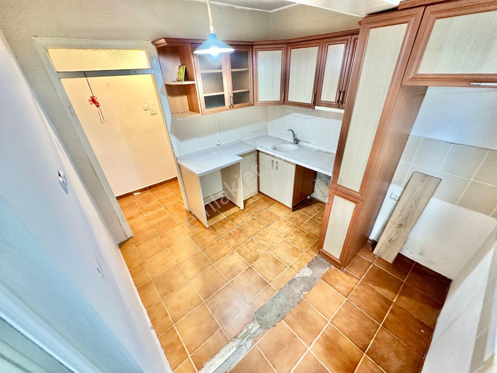 ꧁ay Emlaktan꧂akçay Merkezde Muhteşem Konumlu Öncephe Arakat Ayrı Mutfak Satılık 2+1 Masrafsız Daire - Görsel 4