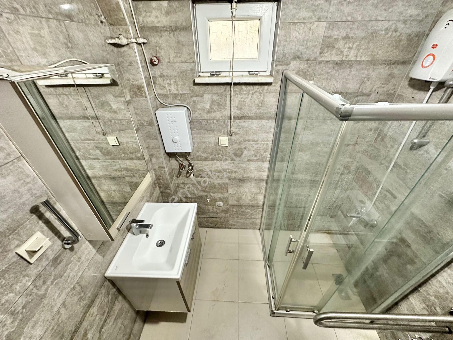 ꧁ay Emlaktan꧂akçay Merkezde Muhteşem Konumlu Öncephe Arakat Ayrı Mutfak Satılık 2+1 Masrafsız Daire - Görsel 9