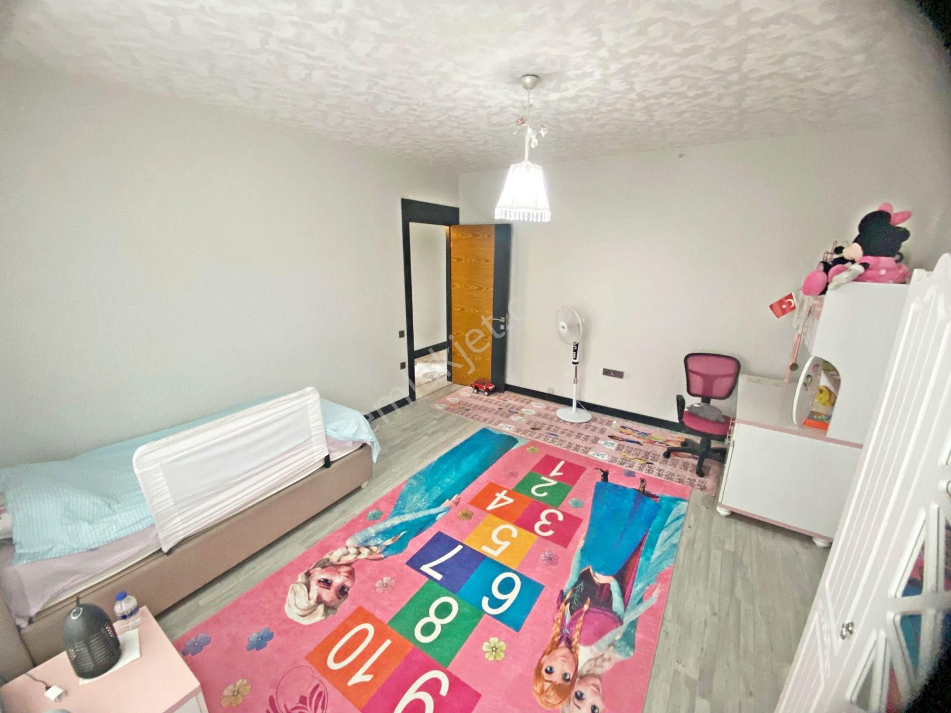 Gold Emlaktan Sitede Full+full Çok Geniş Çift Girişli Manz. Satılık 7+1 Dublex! - Görsel 14