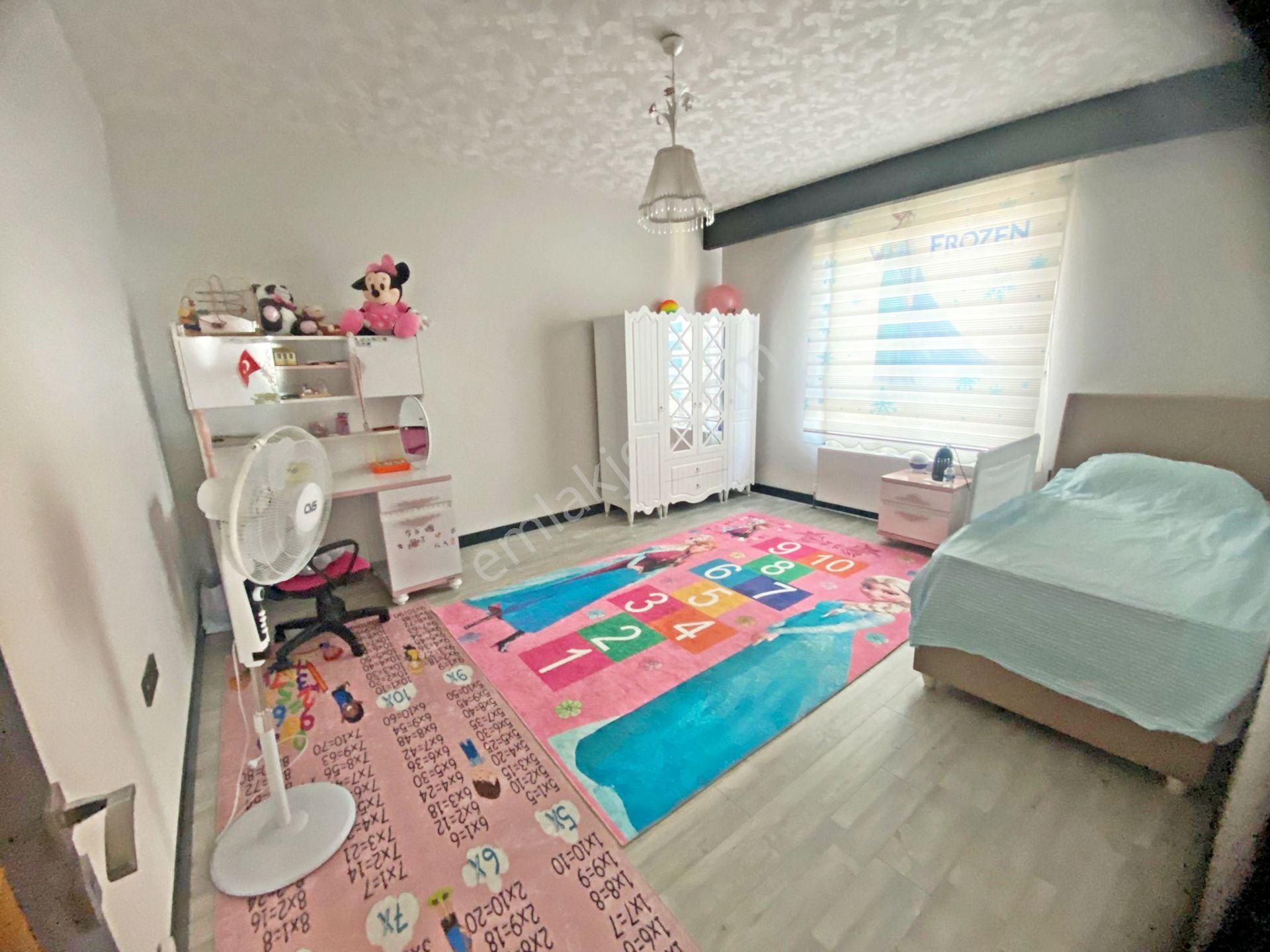 Gold Emlaktan Sitede Full+full Çok Geniş Çift Girişli Manz. Satılık 7+1 Dublex! - Görsel 15