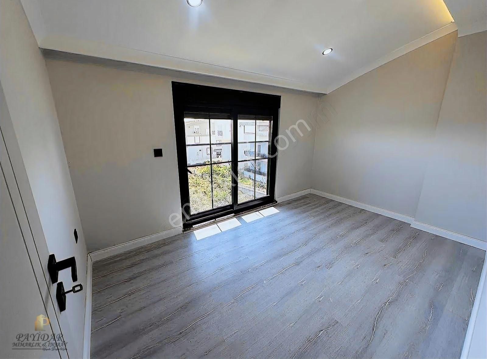 Manangat Ilıcada Yarı Müstakil Tripleks Villa - Görsel 9