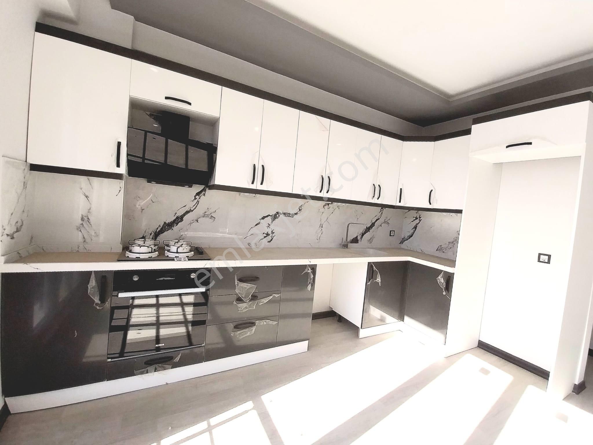 ▓yüksel'den Satılık Edremit'te Önü Açık İki Mutfaklı Sıfır 3+1 Dublex - Görsel 4