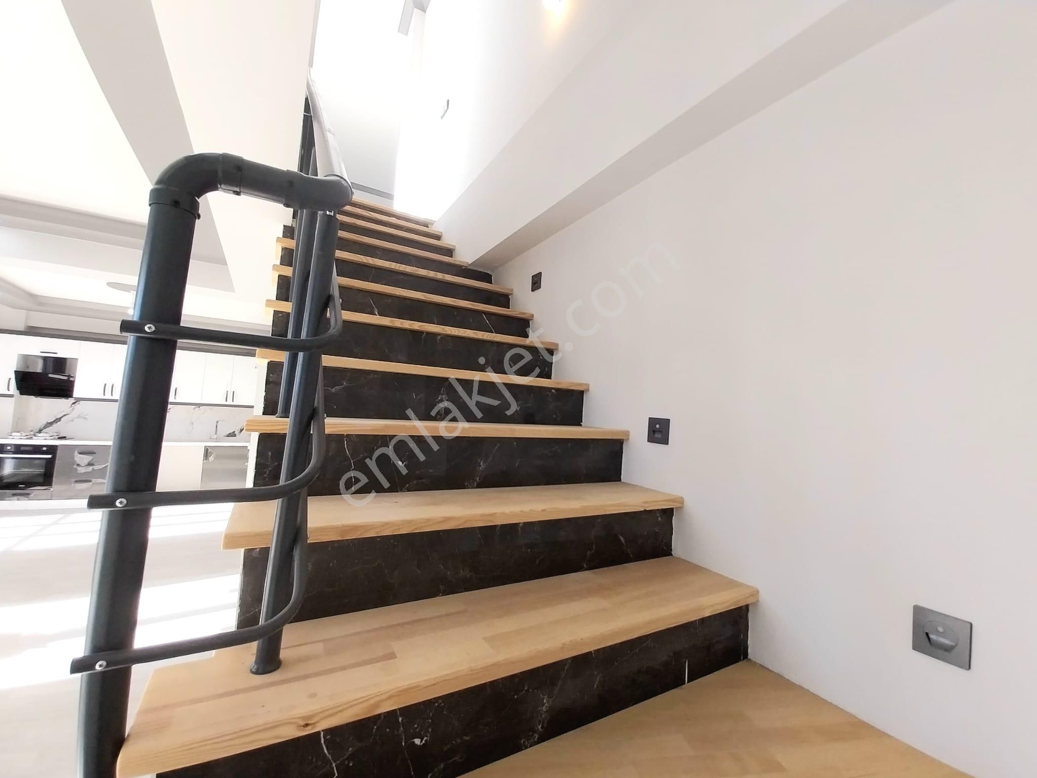 ▓yüksel'den Satılık Edremit'te Önü Açık İki Mutfaklı Sıfır 3+1 Dublex - Görsel 13