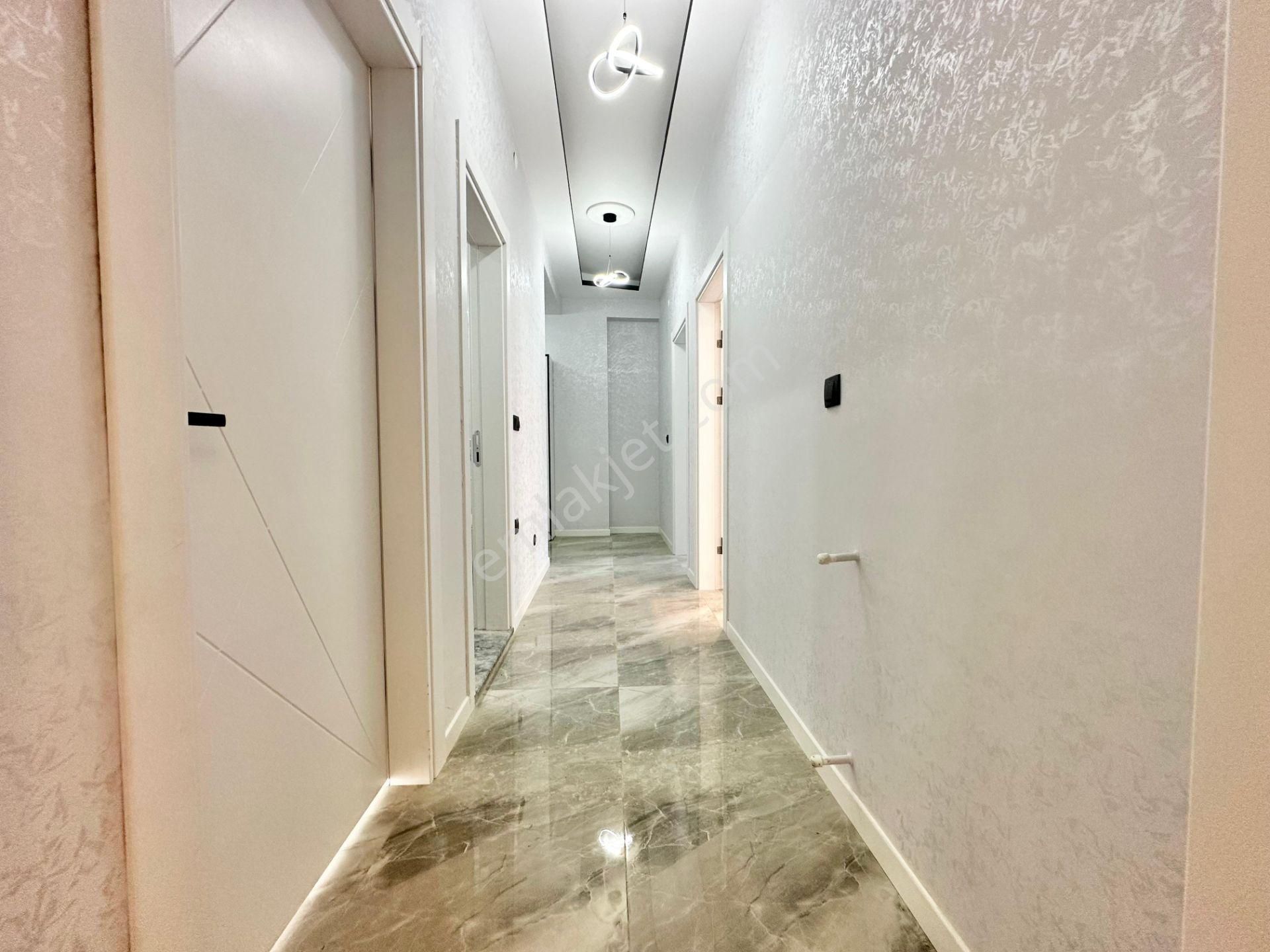 ꧁ay Emlaktan꧂akçay'da Denize 300 M Arakat Şık Tasarımlı Ebeveyn Banyolu Satılık 2+1 Ultra Lüx Daire - Görsel 28