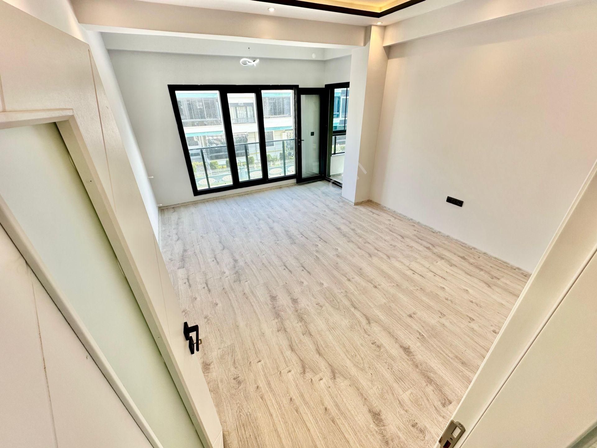 ꧁ay Emlaktan꧂akçay'da Denize 300 M Arakat Şık Tasarımlı Ebeveyn Banyolu Satılık 2+1 Ultra Lüx Daire - Görsel 10