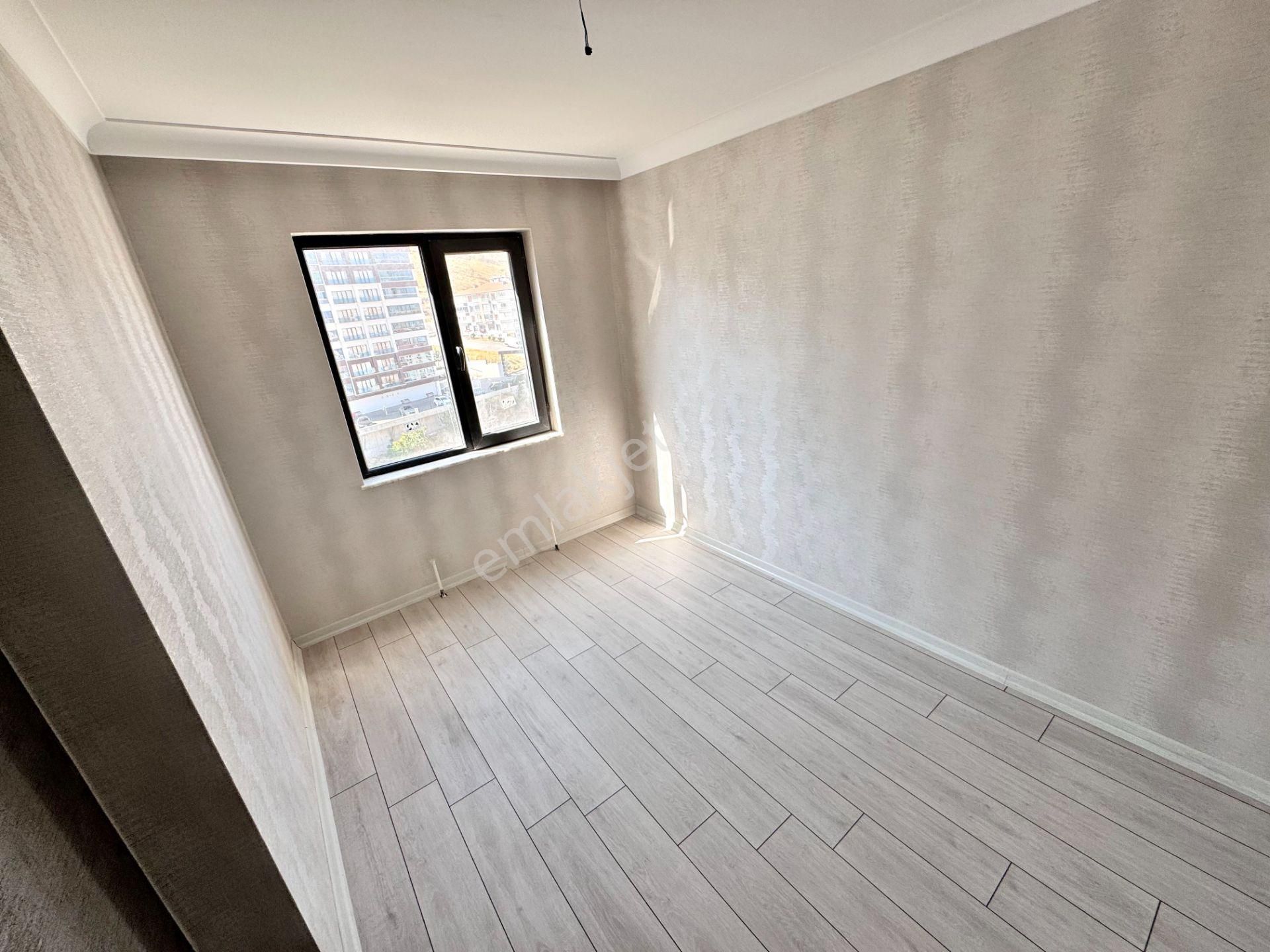 Sıfır 4+1 Çift Bloklu Site İçerisinde Giyinme Odası-ebeveyn Banyo - Görsel 17