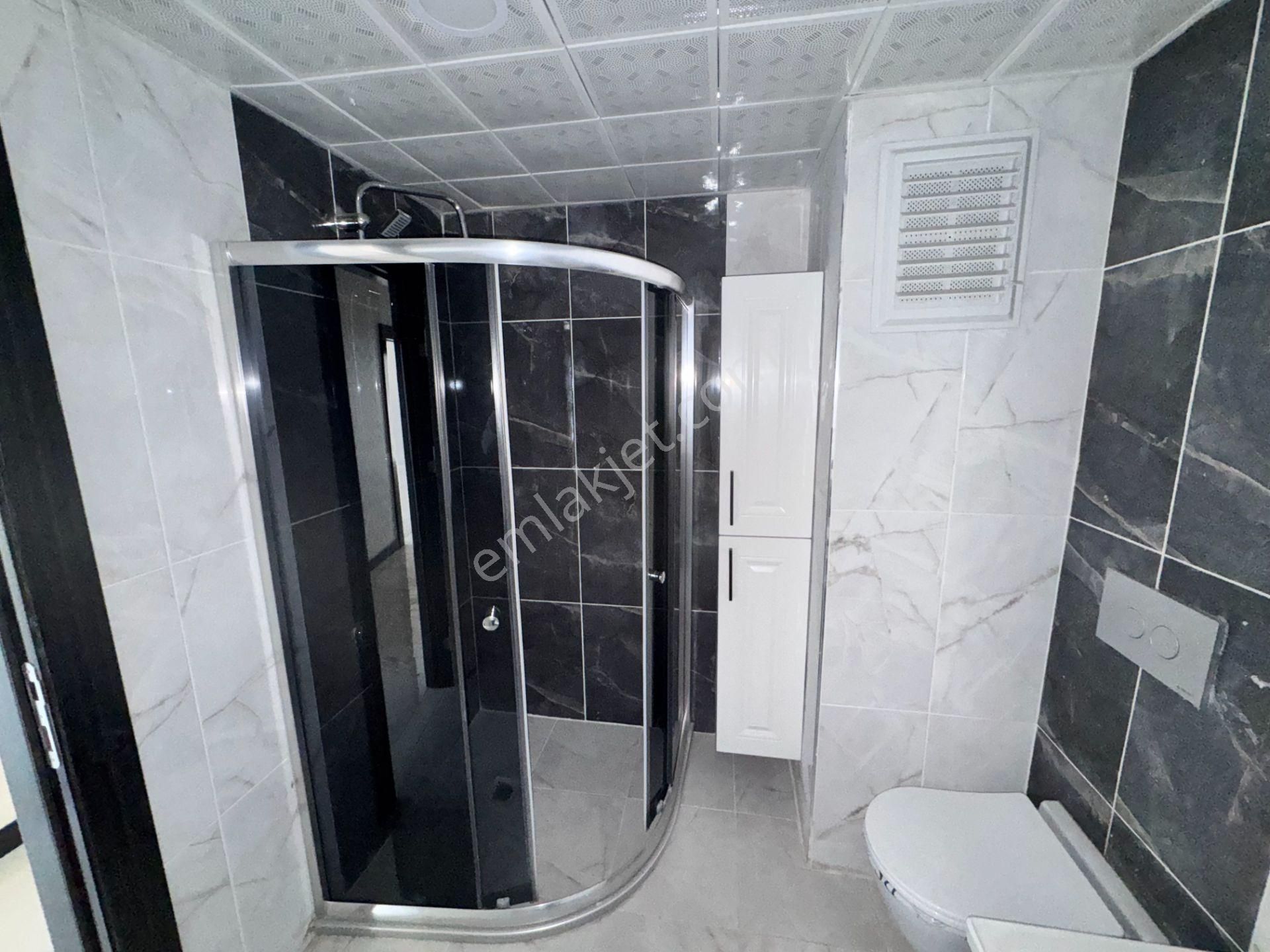 Sıfır 4+1 Çift Bloklu Site İçerisinde Giyinme Odası-ebeveyn Banyo - Görsel 20