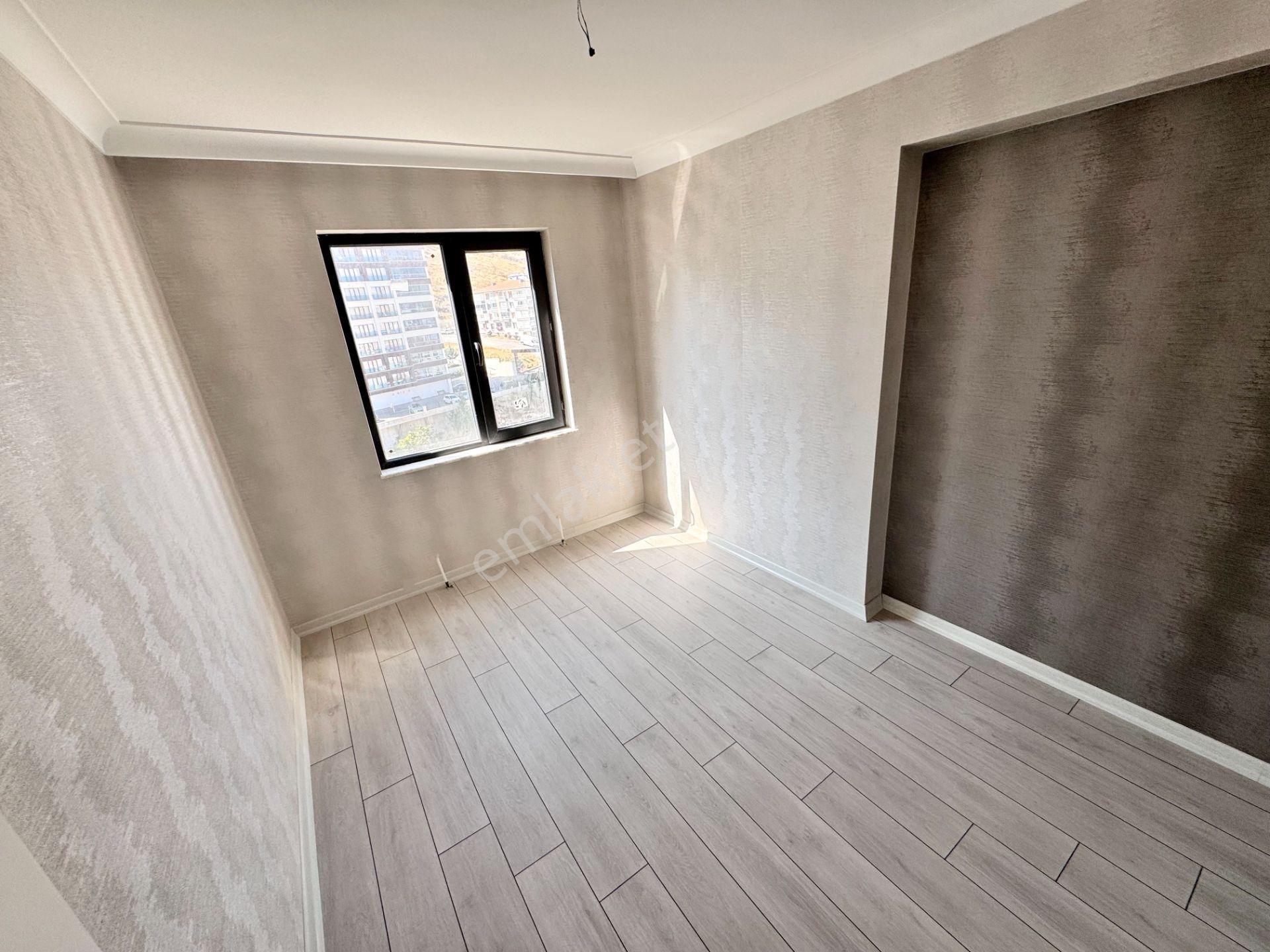 Sıfır 4+1 Çift Bloklu Site İçerisinde Giyinme Odası-ebeveyn Banyo - Görsel 21