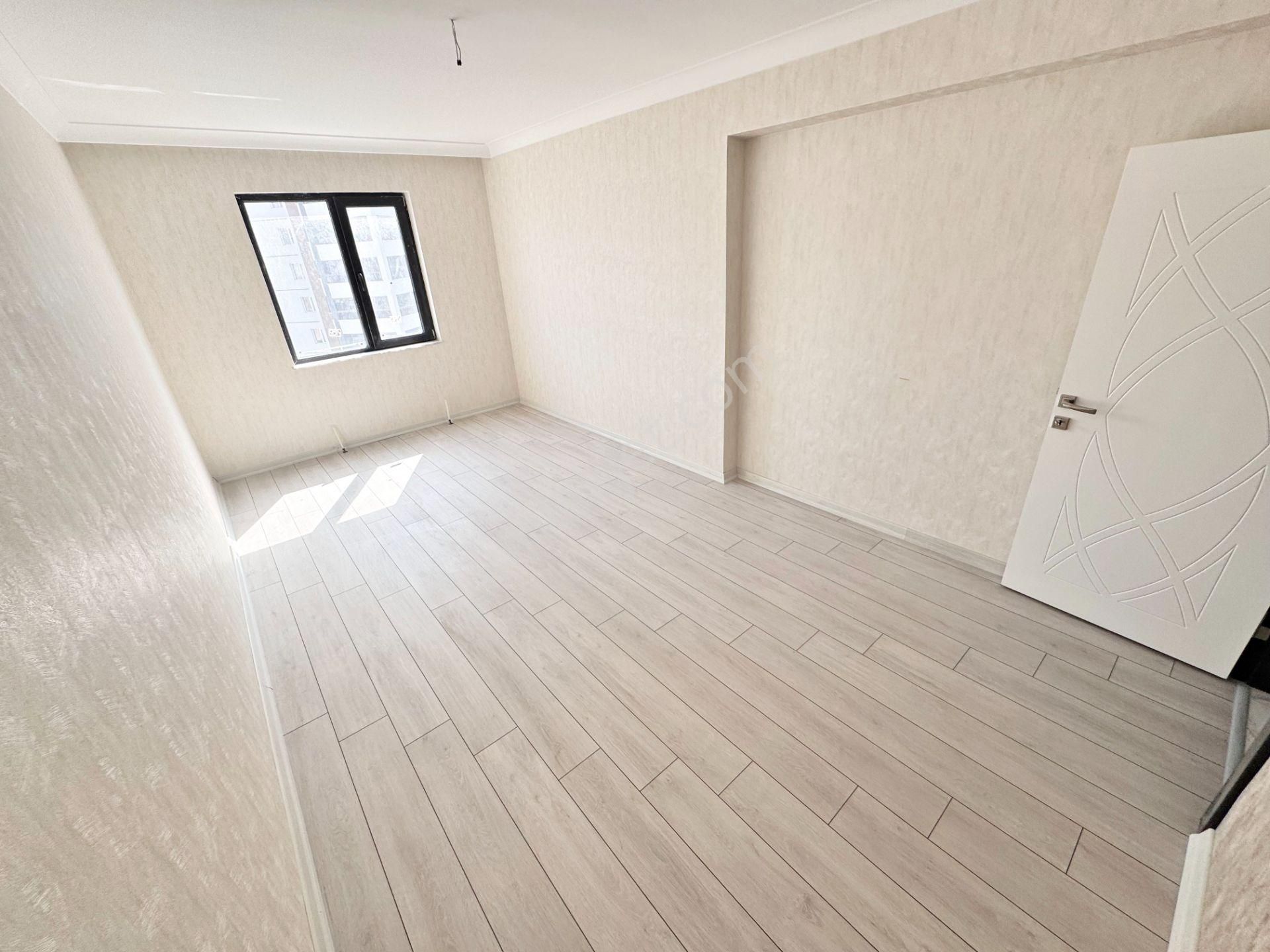 Sıfır 4+1 Çift Bloklu Site İçerisinde Giyinme Odası-ebeveyn Banyo - Görsel 31