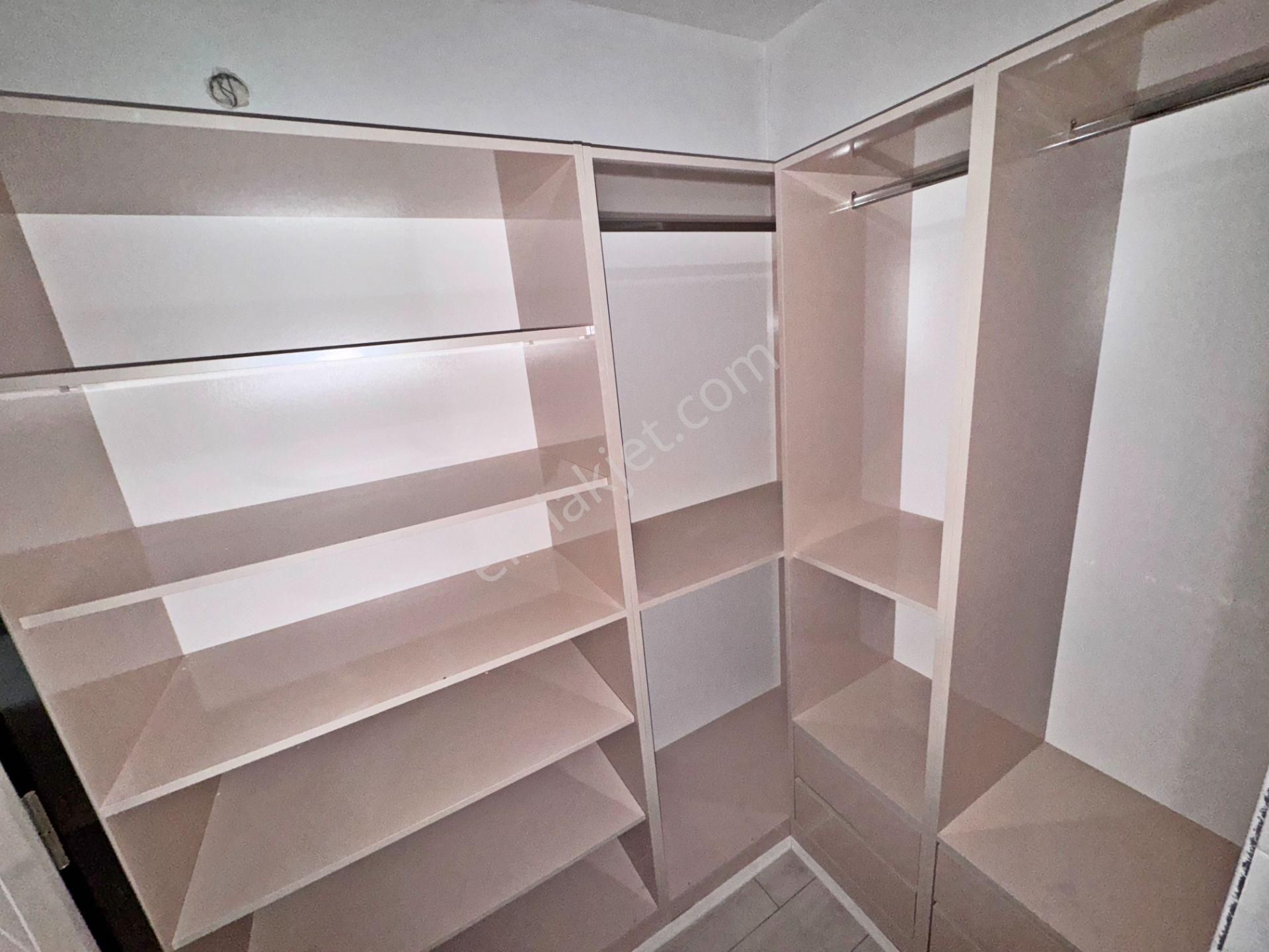 Sıfır 4+1 Çift Bloklu Site İçerisinde Giyinme Odası-ebeveyn Banyo - Görsel 29