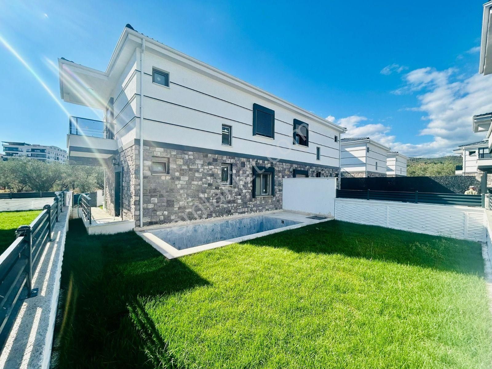 Yüksel'den Kadıköy'de Satılık Ultra Lux 3+1 Havuzlu D.gazlı Müstakil - Görsel 8