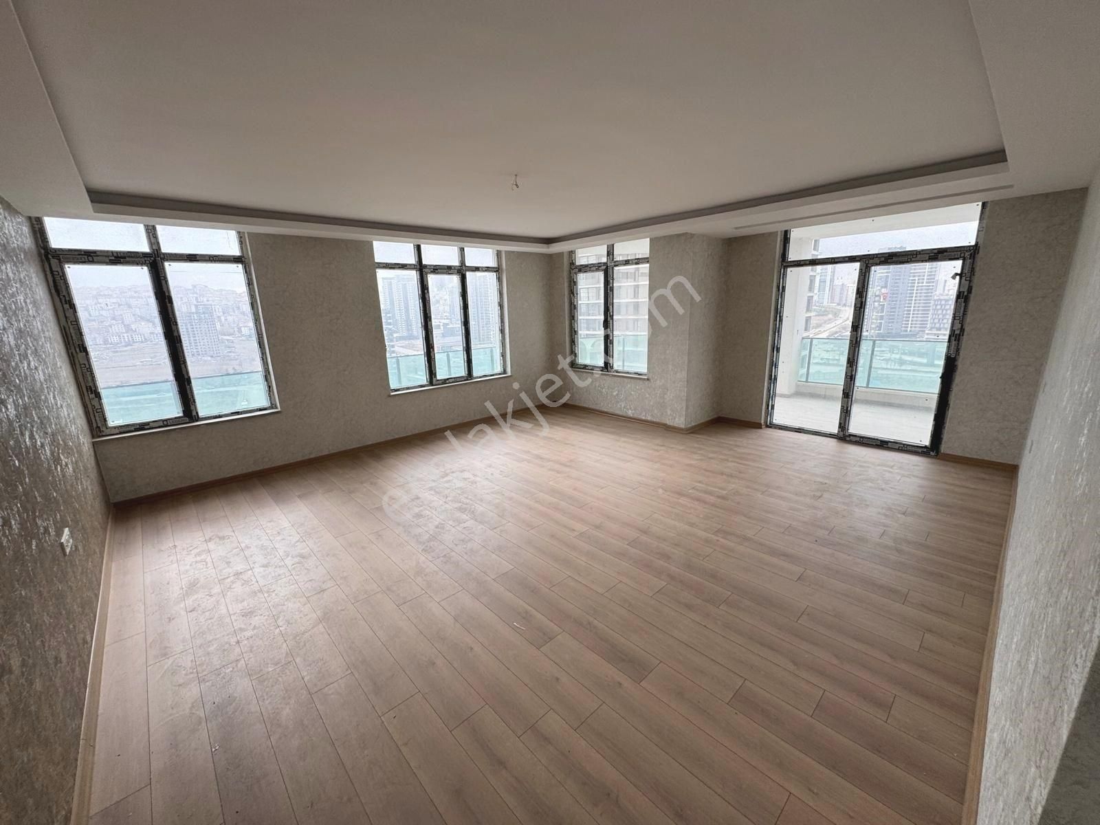 Gold Emlak'tan Ovacıkta Ovagross Karşısı Yüksek Katta Sıfır Full Yapılı Satılık 4+1 Lüks Daire - Görsel 3