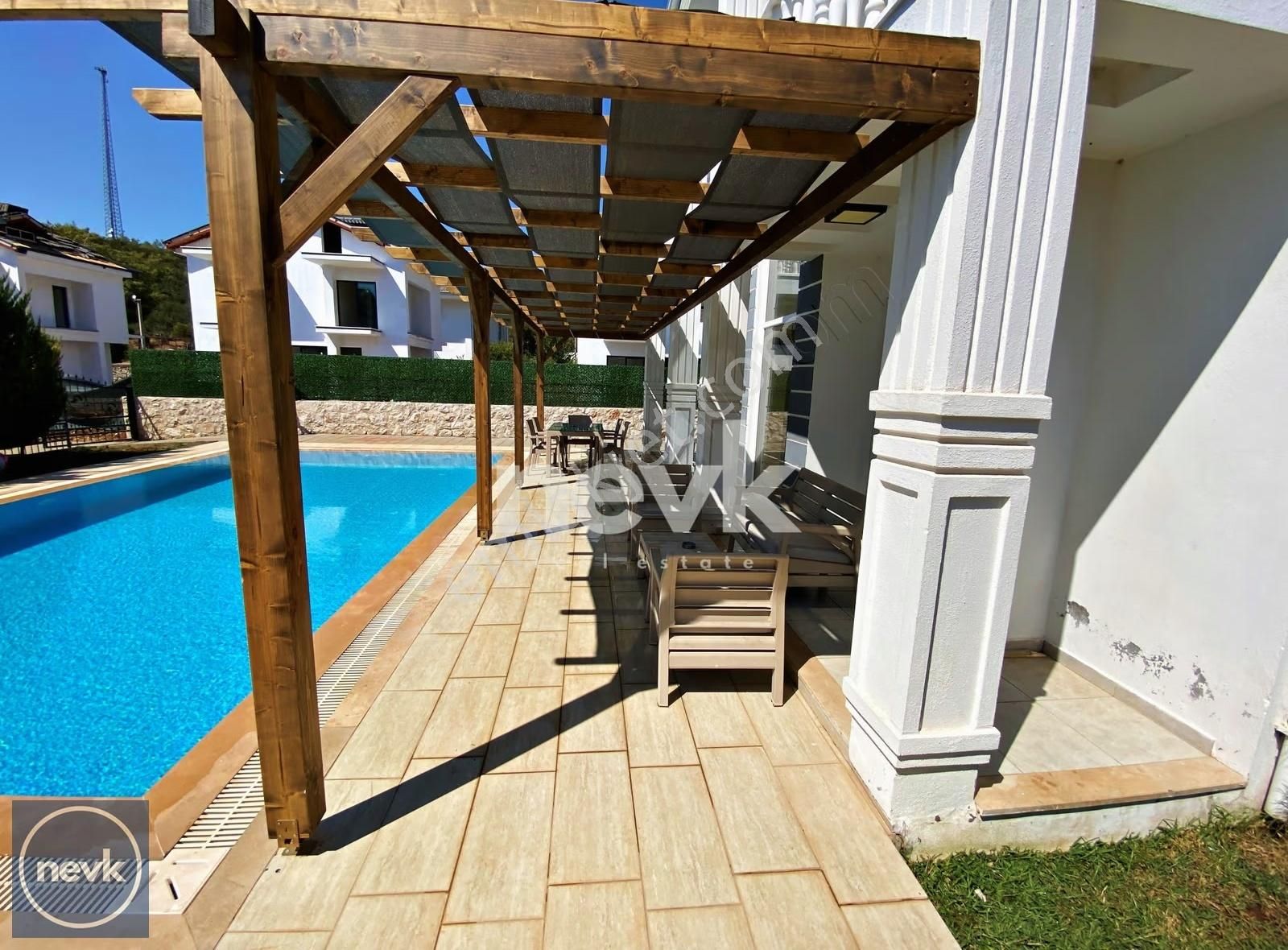 Ölüdeniz Ovacık' Ta Eşyalı Müstakil Havuzlu Satılık Villa