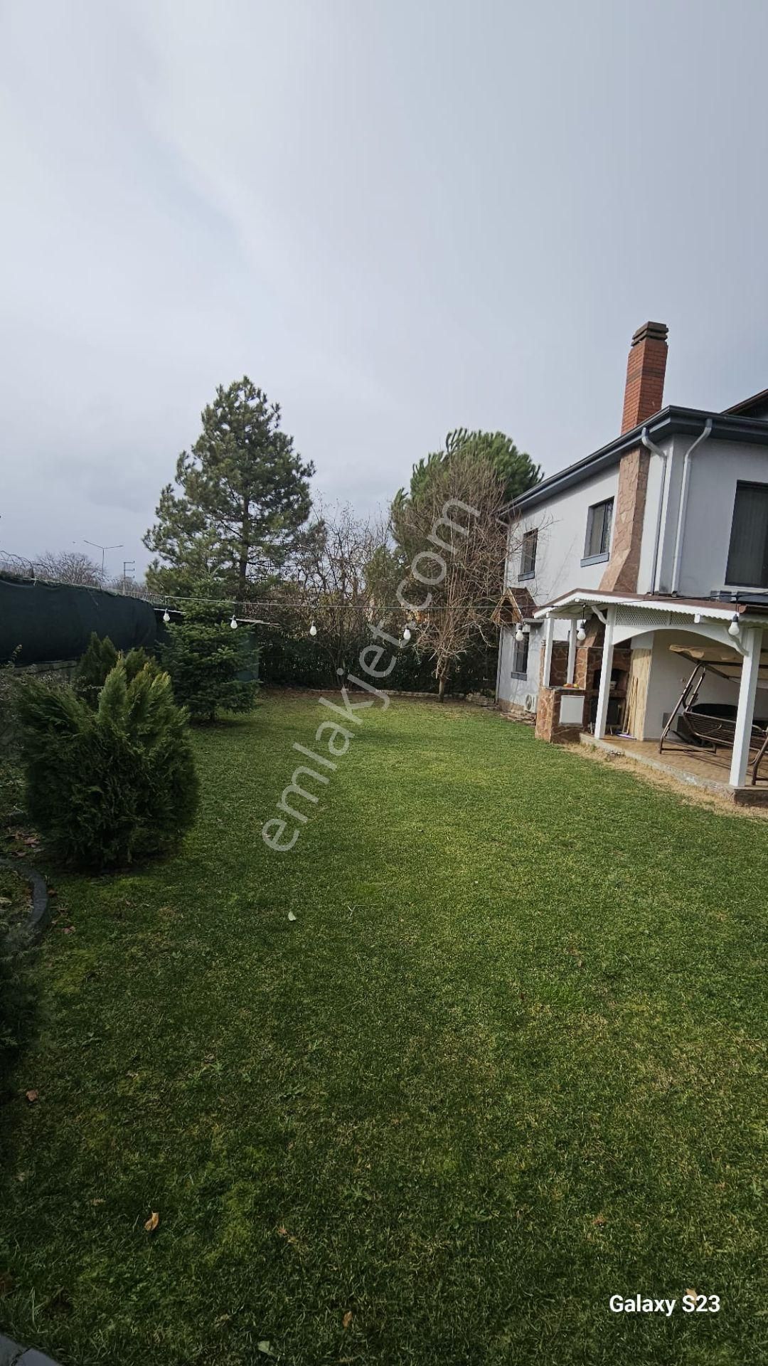 Akbaşlar Emlak & Gayrimenkul Güvencesiyle Kemalpaşa Mahallesinde Satılık Villa - Görsel 5