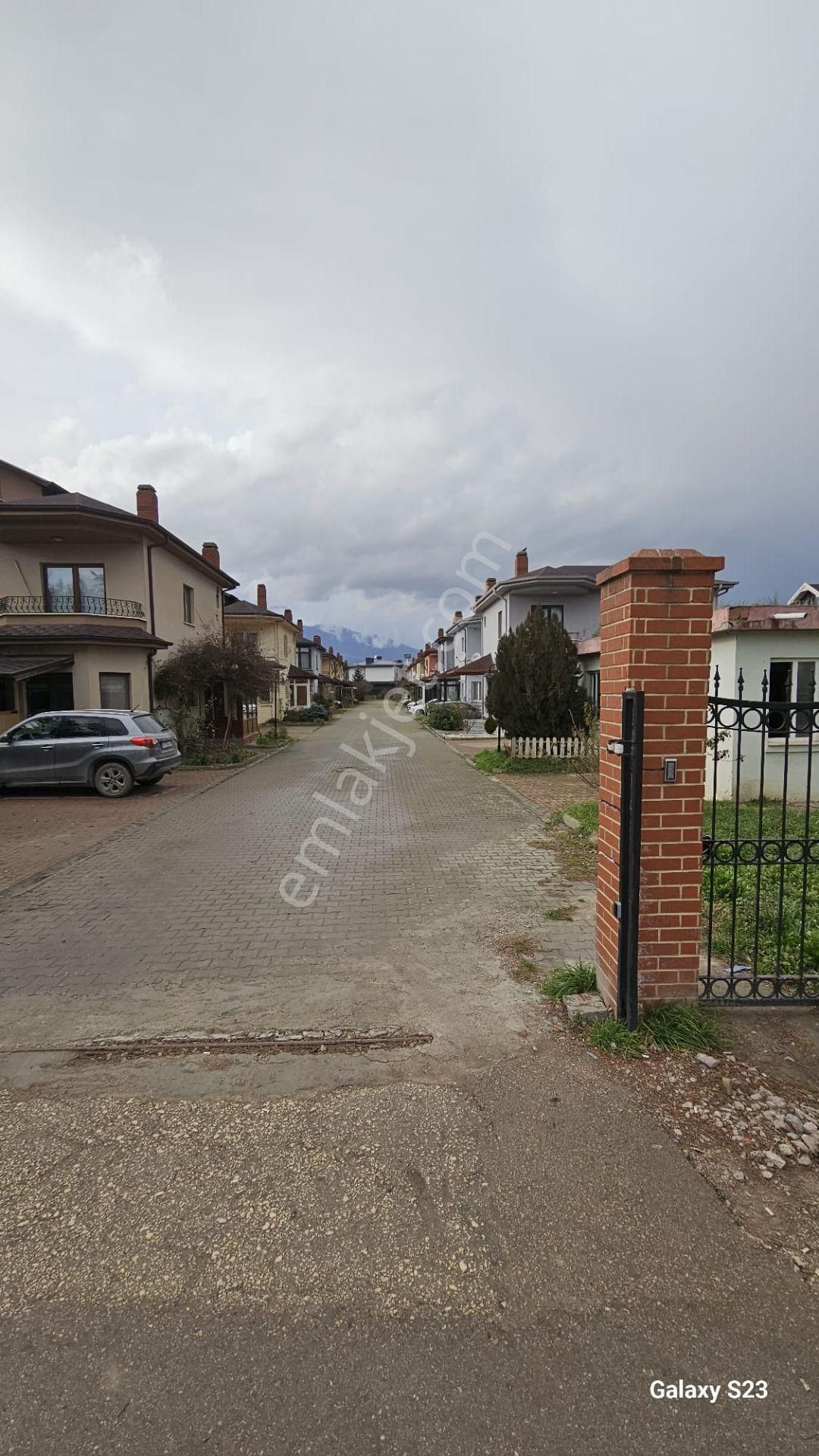 Akbaşlar Emlak & Gayrimenkul Güvencesiyle Kemalpaşa Mahallesinde Satılık Villa - Görsel 23