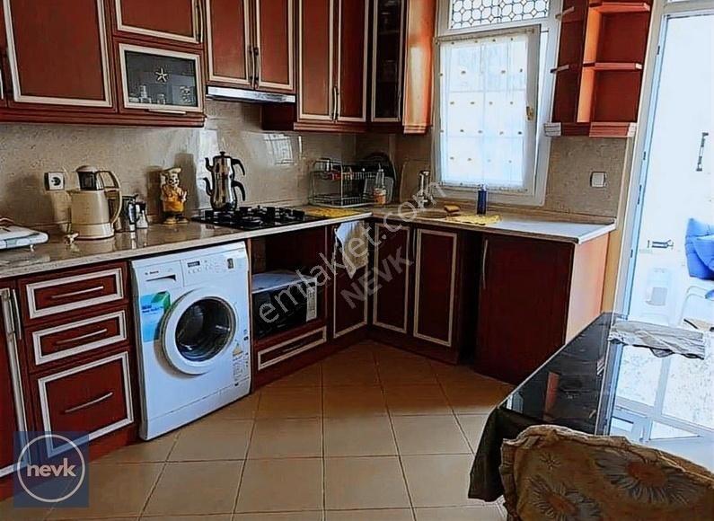 Nevk'ten Babataşı Mahallesi'nde 3+1 Müstakil Bahçeli Villa - Görsel 5