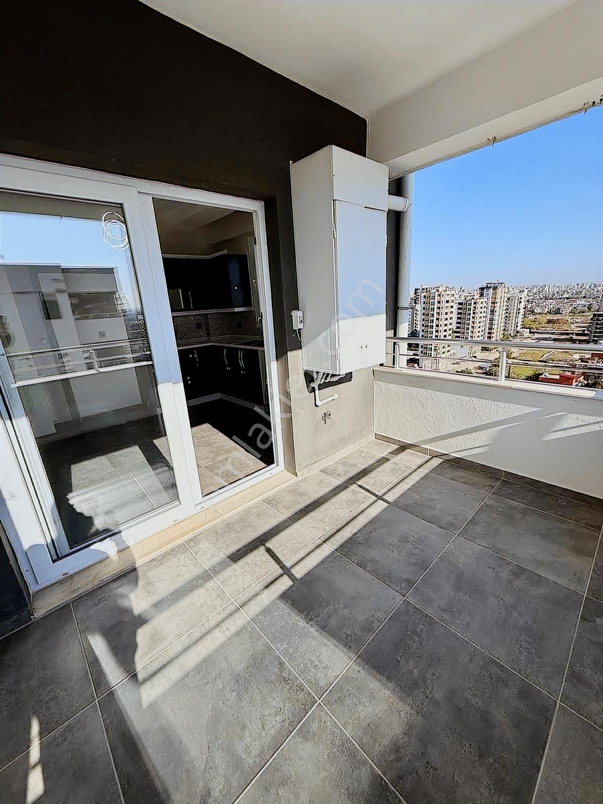 Site İçinde / 3+1 K.mutfak / 7/24 Güvenli / K.otoparklı /iskanlı - Görsel 13