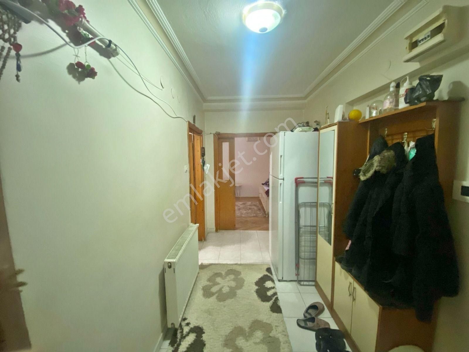 Bilgen Vatan'dan Köşk Mahallesi 3+1 Kilerli Cepheleri Açık Orta Yapıda Satılık Daire - Görsel 2