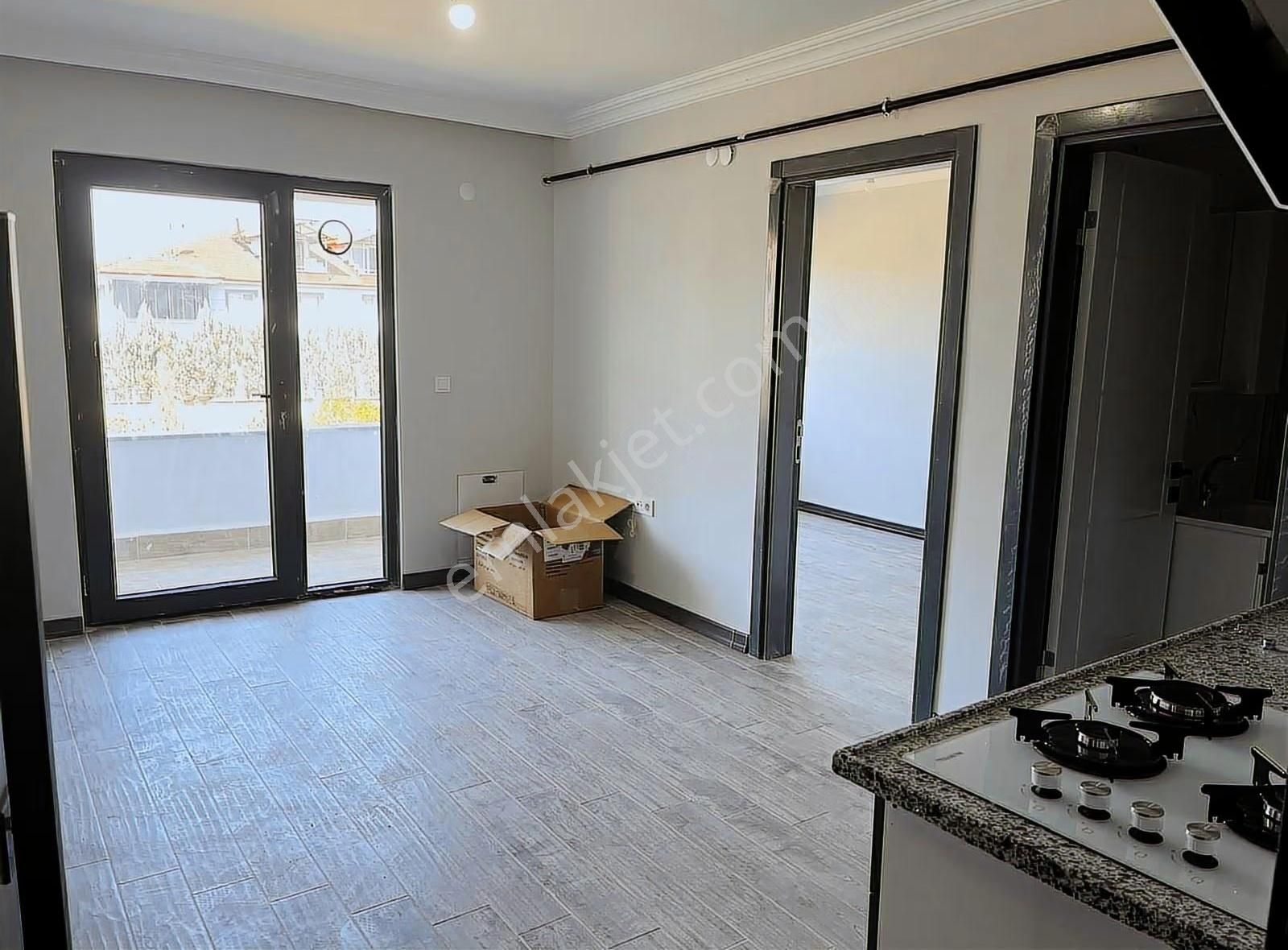 Nur Emlaktan Gazi S.p Mahallesinde 1+1 46 M2 Orta Kat Daire - Görsel 4