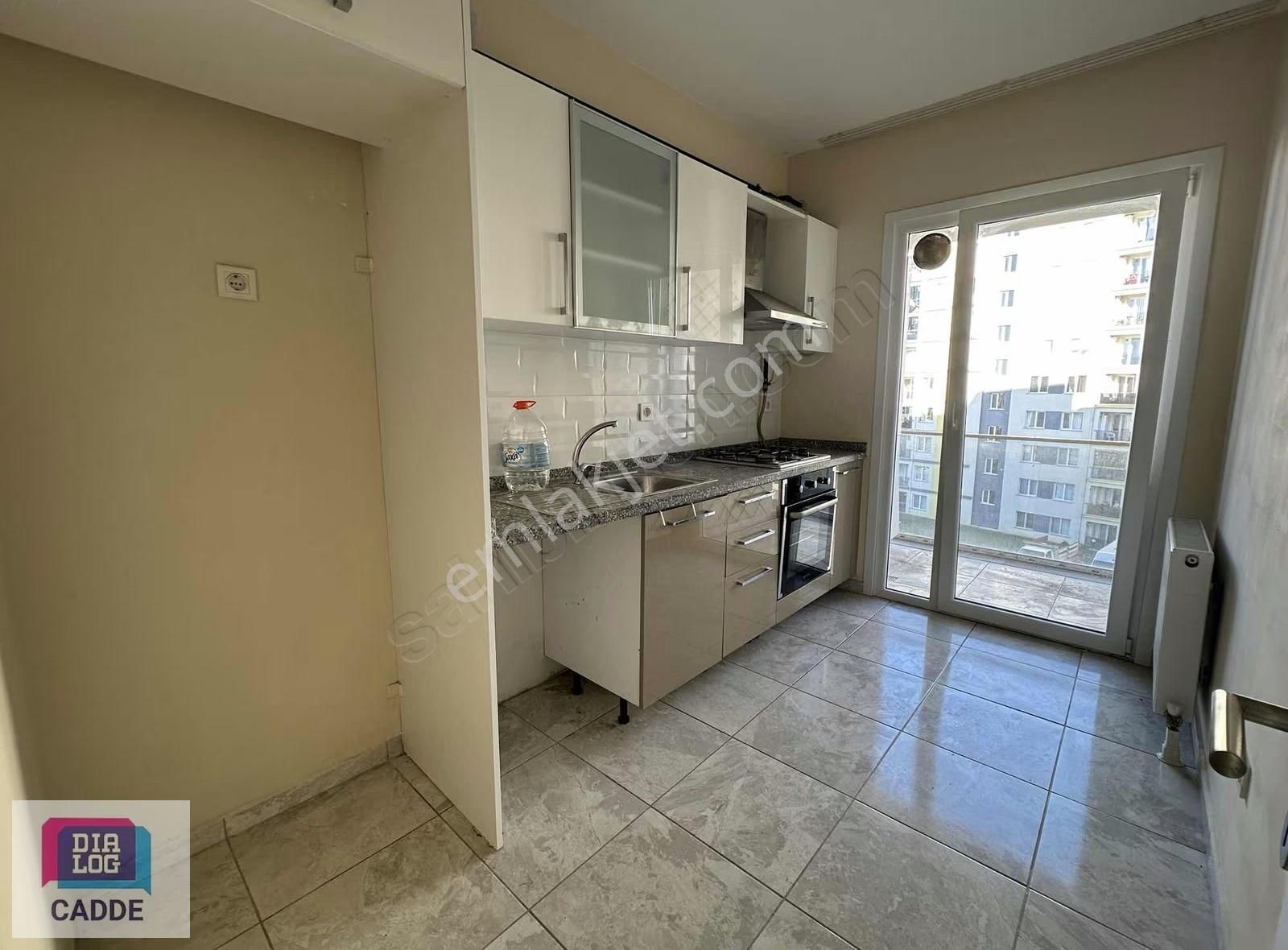 Pendik Norm İstanbul Sitesinde Havuz Cephesi Satılık 2+1 Daire - Görsel 8