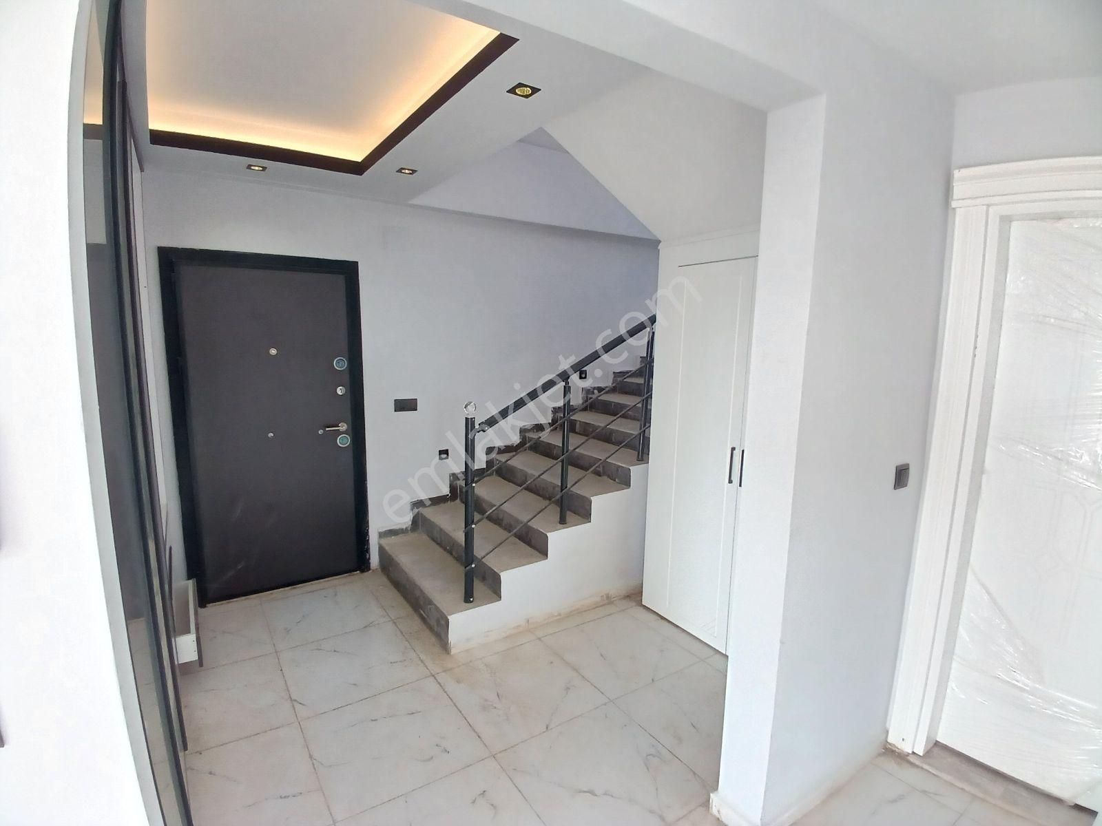 Uğur Emlak'tan Tırtar'da Satılık Eşsiz Konum'da Lux'ss Villa - Görsel 32