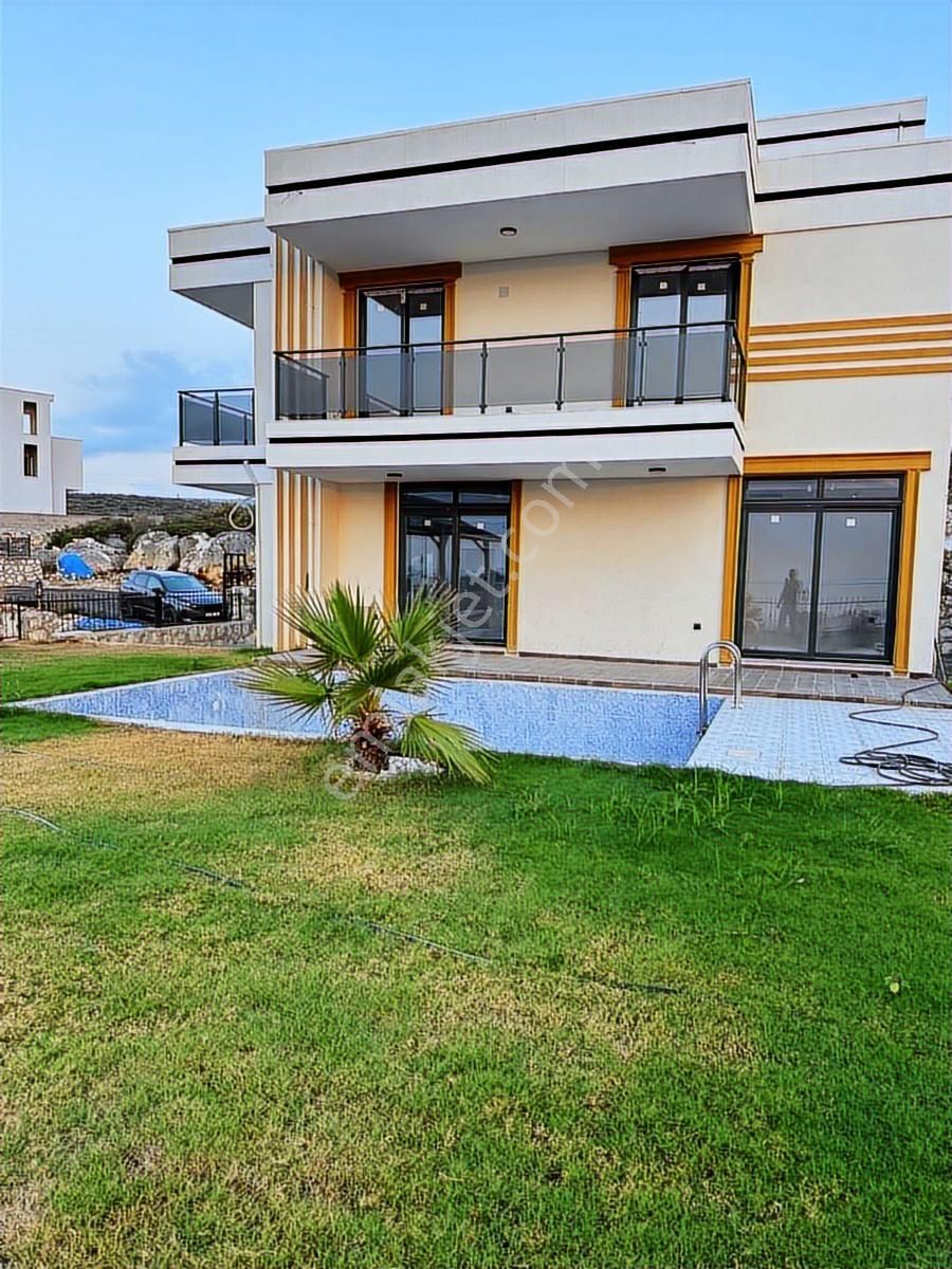 Uğur Emlak'tan Tırtar'da Satılık Eşsiz Konum'da Lux'ss Villa - Görsel 14