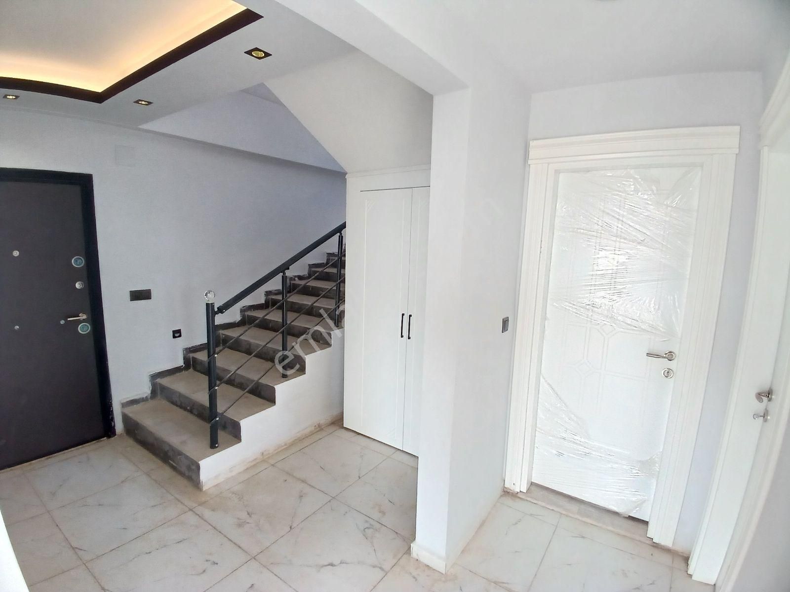 Uğur Emlak'tan Tırtar'da Satılık Eşsiz Konum'da Lux'ss Villa - Görsel 31