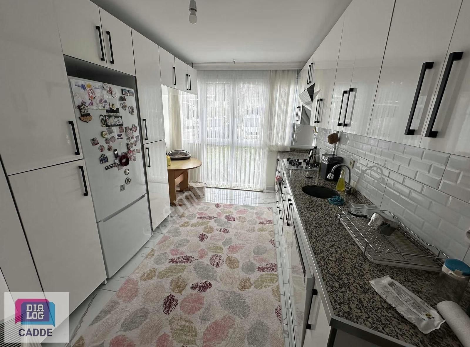 Tatlıkuyu Mahallesi E-5 Yanında 110 M2 Satılık 3+1 Arakat Daire - Görsel 6