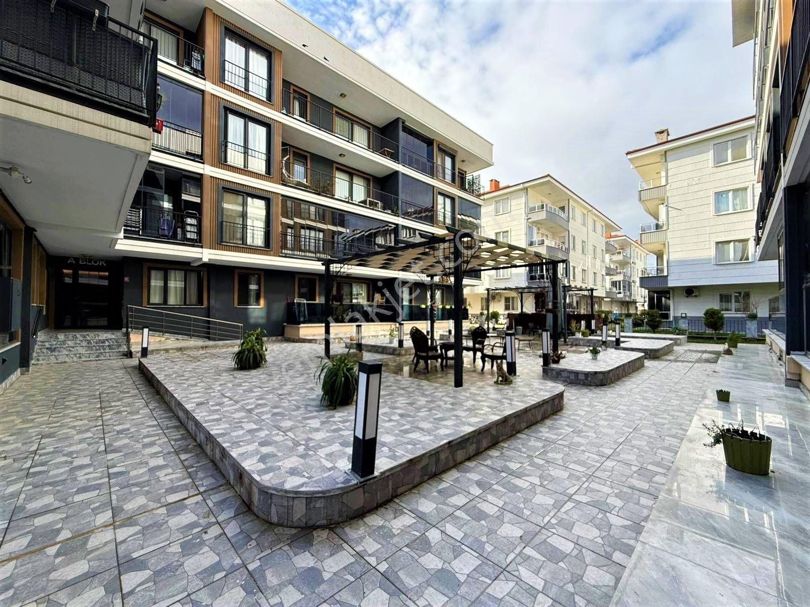 🟠🟠alfa'dan Akçay'da Satılık Ön Cephe Asansörlü Kapalı Otoparklı 1+1 Şık Tasarım Dairee