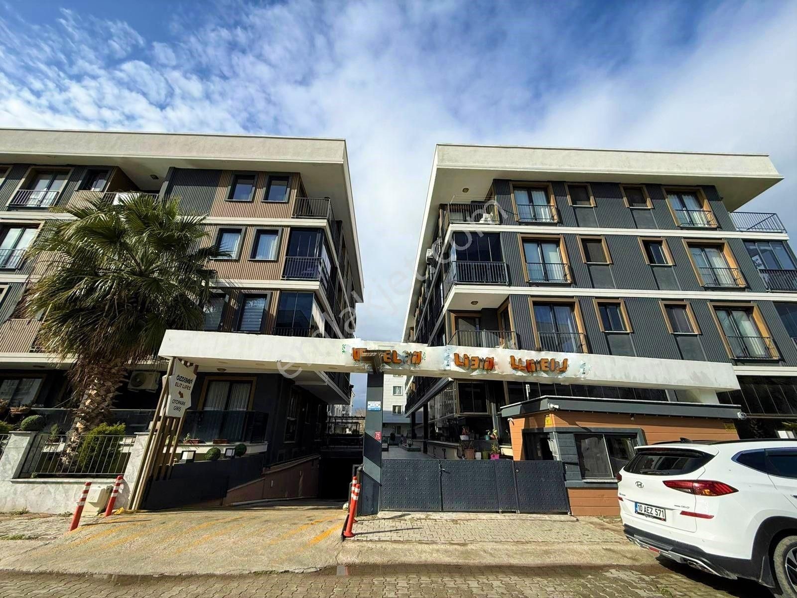 🟠🟠alfa'dan Akçay'da Satılık Ön Cephe Asansörlü Kapalı Otoparklı 1+1 Şık Tasarım Dairee - Görsel 32