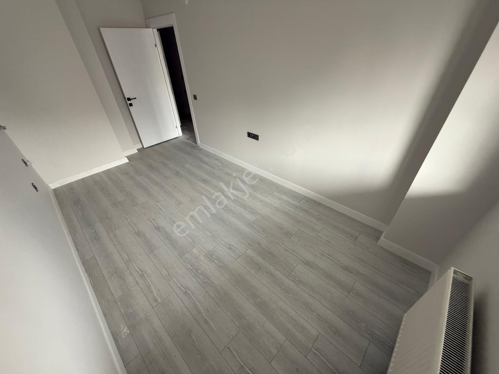 Kariyer'den Aşağı Eğlenceye Yürüme Mesafesinde 2+1 Bağımsız Sıfır Bina Ön Cephe Daire - Görsel 15