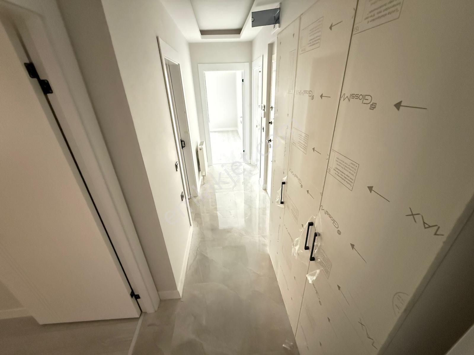 Kariyer'den Aşağı Eğlenceye Yürüme Mesafesinde 2+1 Bağımsız Sıfır Bina Ön Cephe Daire - Görsel 23