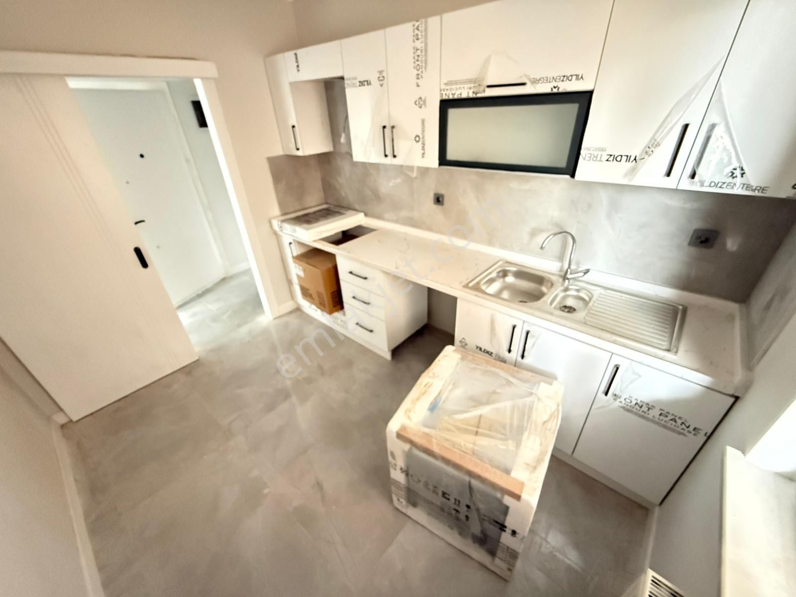 Kariyer'den Aşağı Eğlenceye Yürüme Mesafesinde 2+1 Bağımsız Sıfır Bina Ön Cephe Daire - Görsel 9