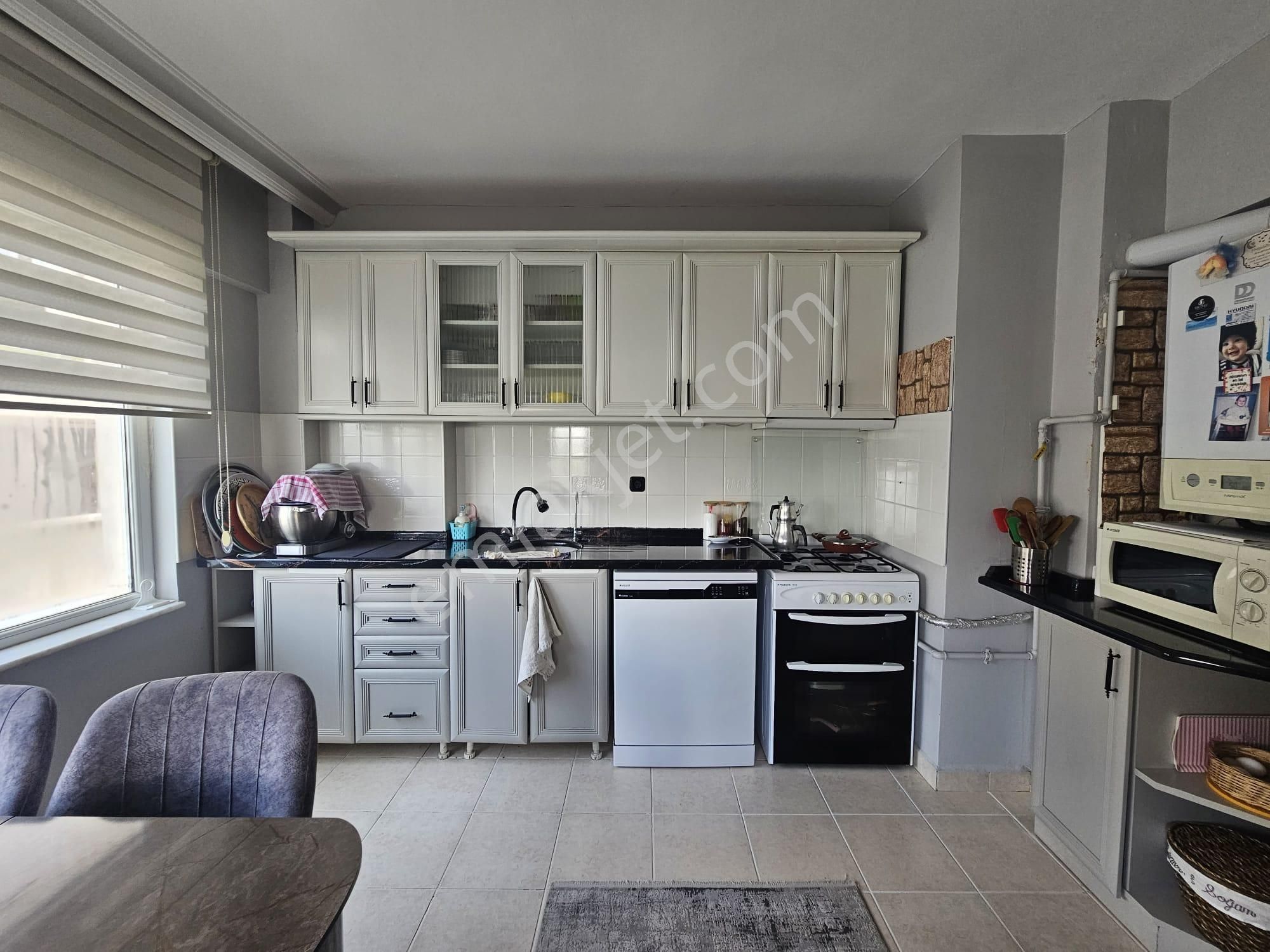 Şimşek Emlak'tan Dikmen Mürsel Uluç Mh. 290m2 6+1 Güney Doğu Batı Cepheli Dubleks - Görsel 7