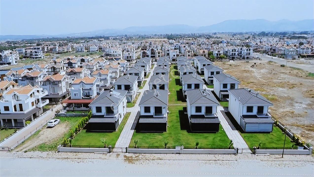 Rw Nefes'ten Altınova'da Denize Sıfır Sitede 4+1 Villa - Görsel 9