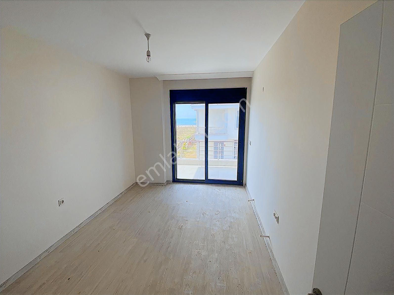 Rw Nefes'ten Altınova'da Denize Sıfır Sitede 4+1 Villa - Görsel 20