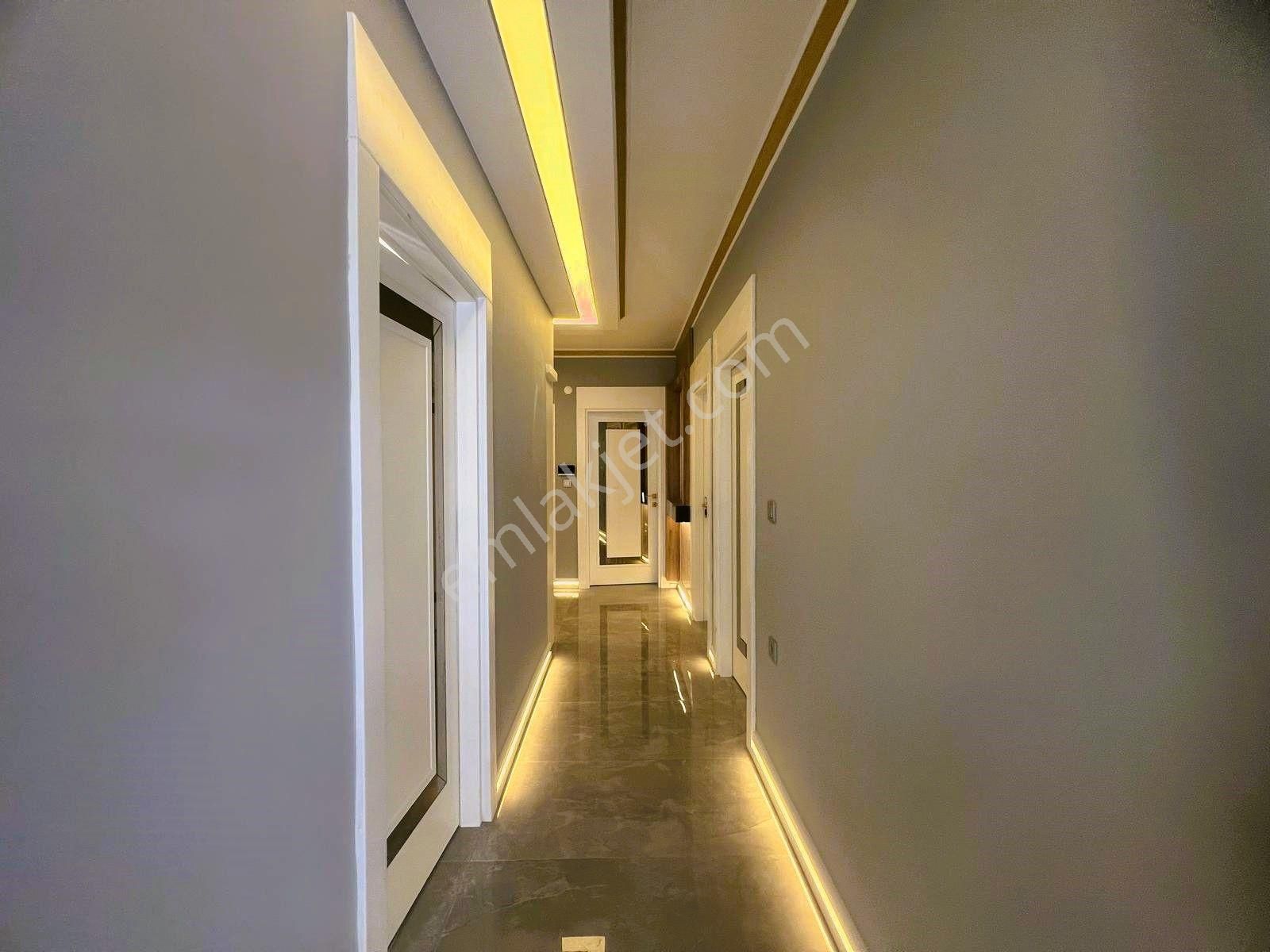 ꧁ Ay Emlak'tan꧂akçay Merkezde Kazdağı Manzaralı Ayrı Mutfak Ön Cephe Satılık 3+1 Geniş Lüks Daire - Görsel 16