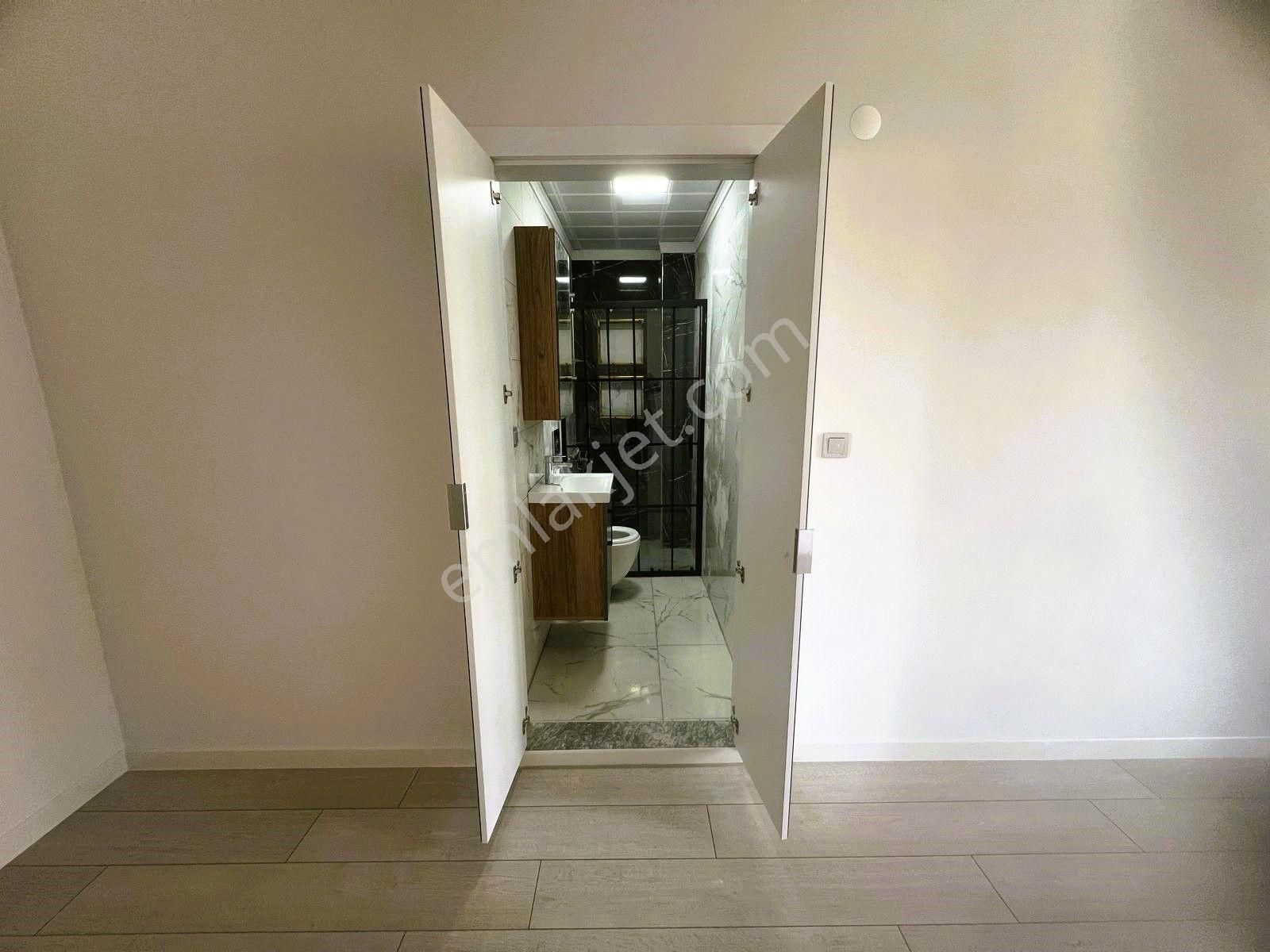 ꧁ Ay Emlak'tan꧂akçay Merkezde Kazdağı Manzaralı Ayrı Mutfak Ön Cephe Satılık 3+1 Geniş Lüks Daire - Görsel 28