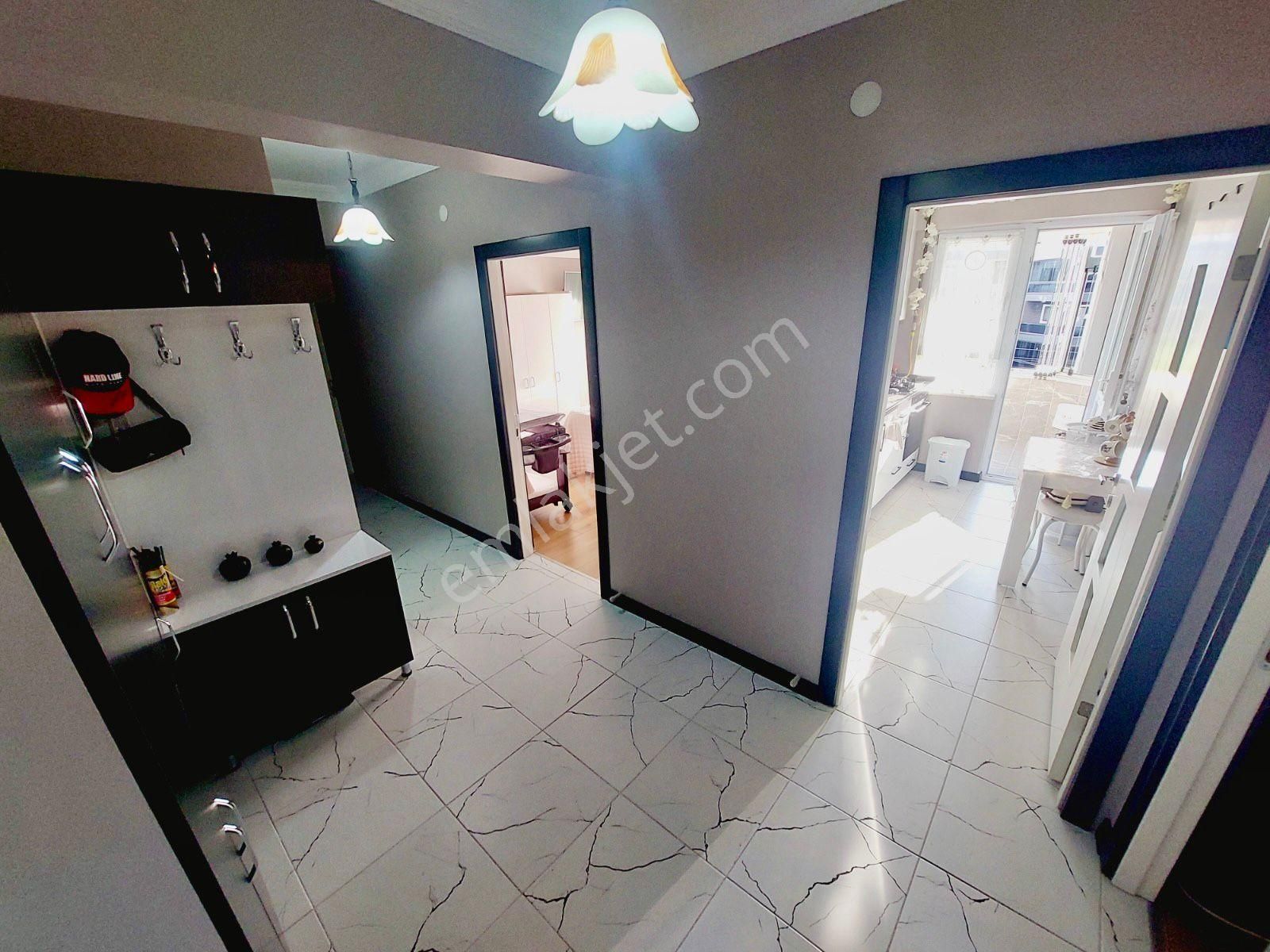 ꧁ay Emlaktan꧂akçay'da İçi Komple Yapılı Kombili Denize 300 M Ayrı Mutfak Ön Cephe Satılık 2+1 Daire - Görsel 22