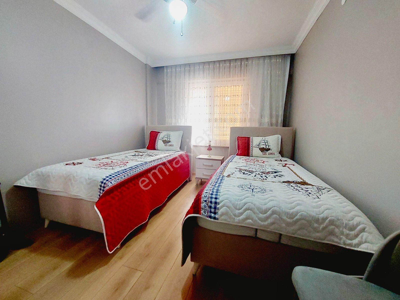 ꧁ay Emlaktan꧂akçay'da İçi Komple Yapılı Kombili Denize 300 M Ayrı Mutfak Ön Cephe Satılık 2+1 Daire - Görsel 9