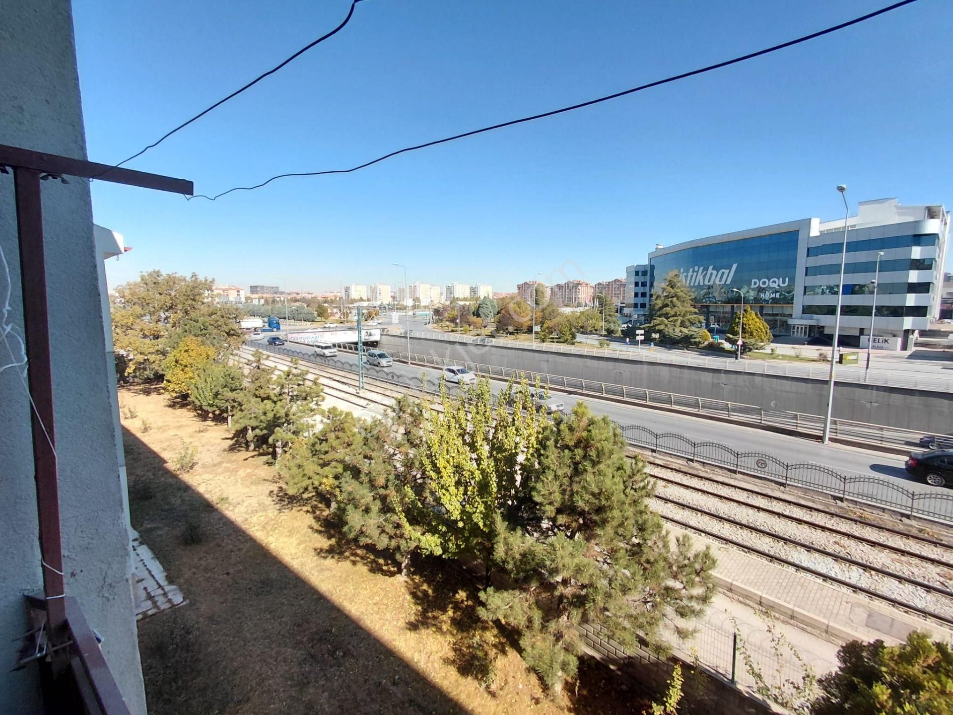 Emrah Çiftci'den Selçuklu Binkonutlar Mah.otogar Yanı Eşyalı 3+1 Kiralık Daire - Görsel 9