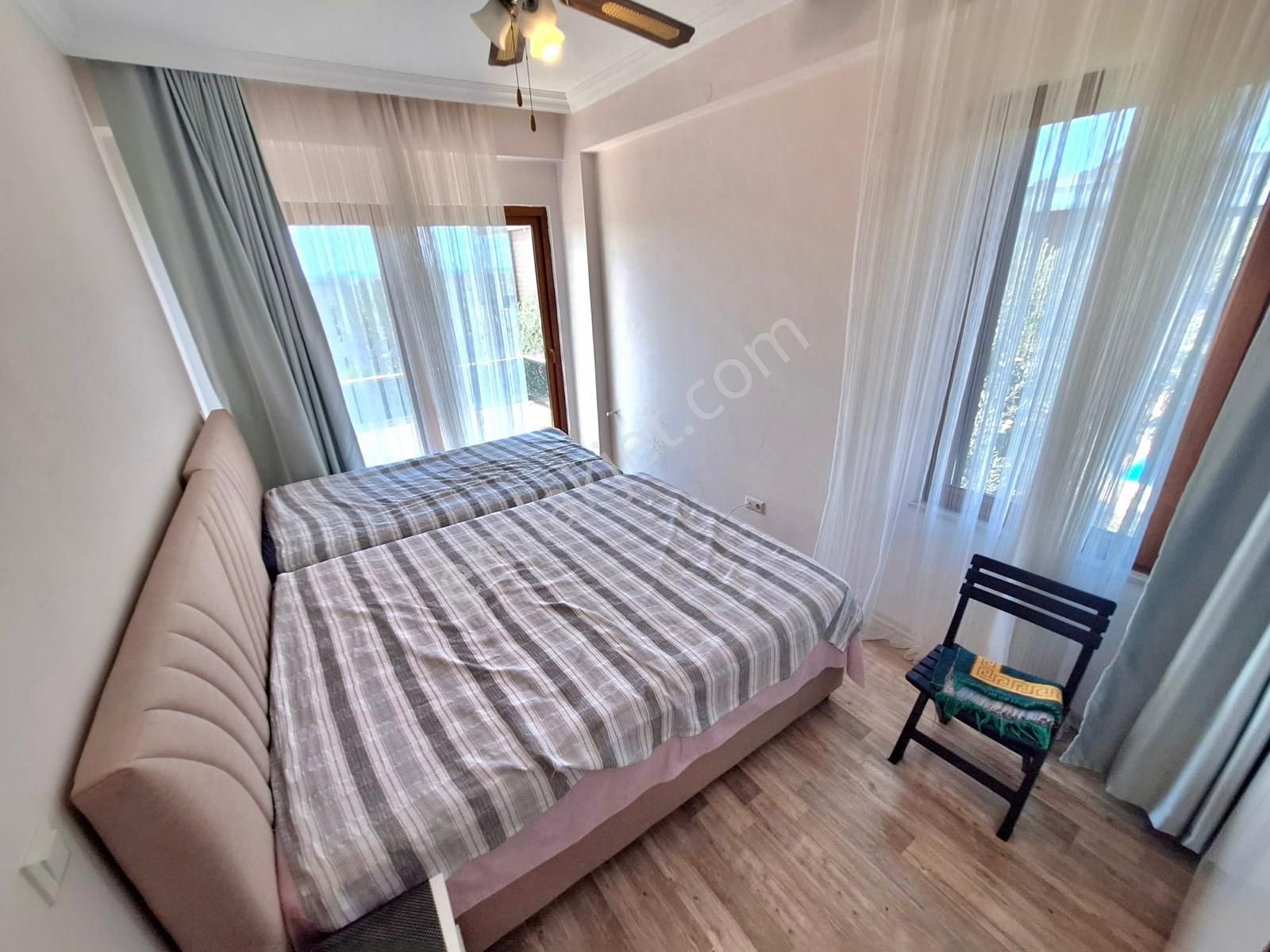 ꧁akçay Ay Emlaktan꧂güre'de Deniz Tarafında Havuzlu Satılık 3+1 Ultra Lüks Müstakil Villa - Görsel 19