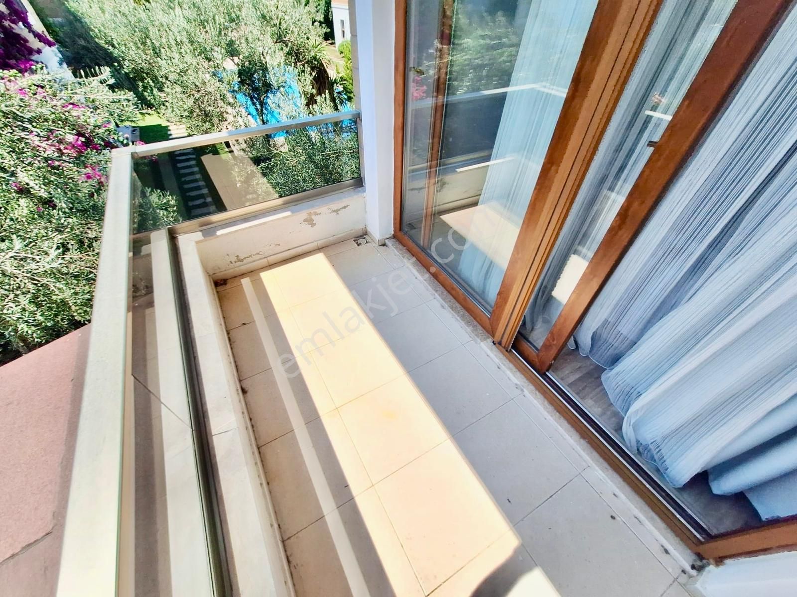 ꧁akçay Ay Emlaktan꧂güre'de Deniz Tarafında Havuzlu Satılık 3+1 Ultra Lüks Müstakil Villa - Görsel 33