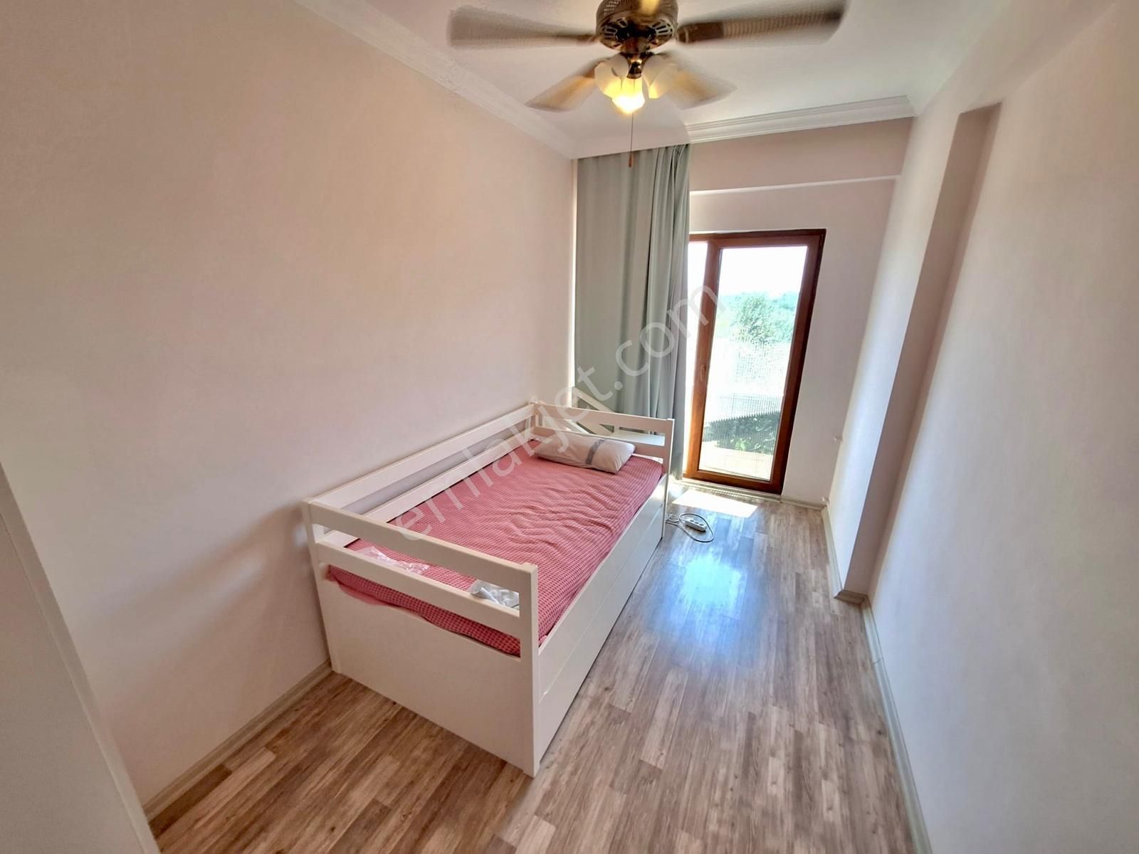 ꧁akçay Ay Emlaktan꧂güre'de Deniz Tarafında Havuzlu Satılık 3+1 Ultra Lüks Müstakil Villa - Görsel 21