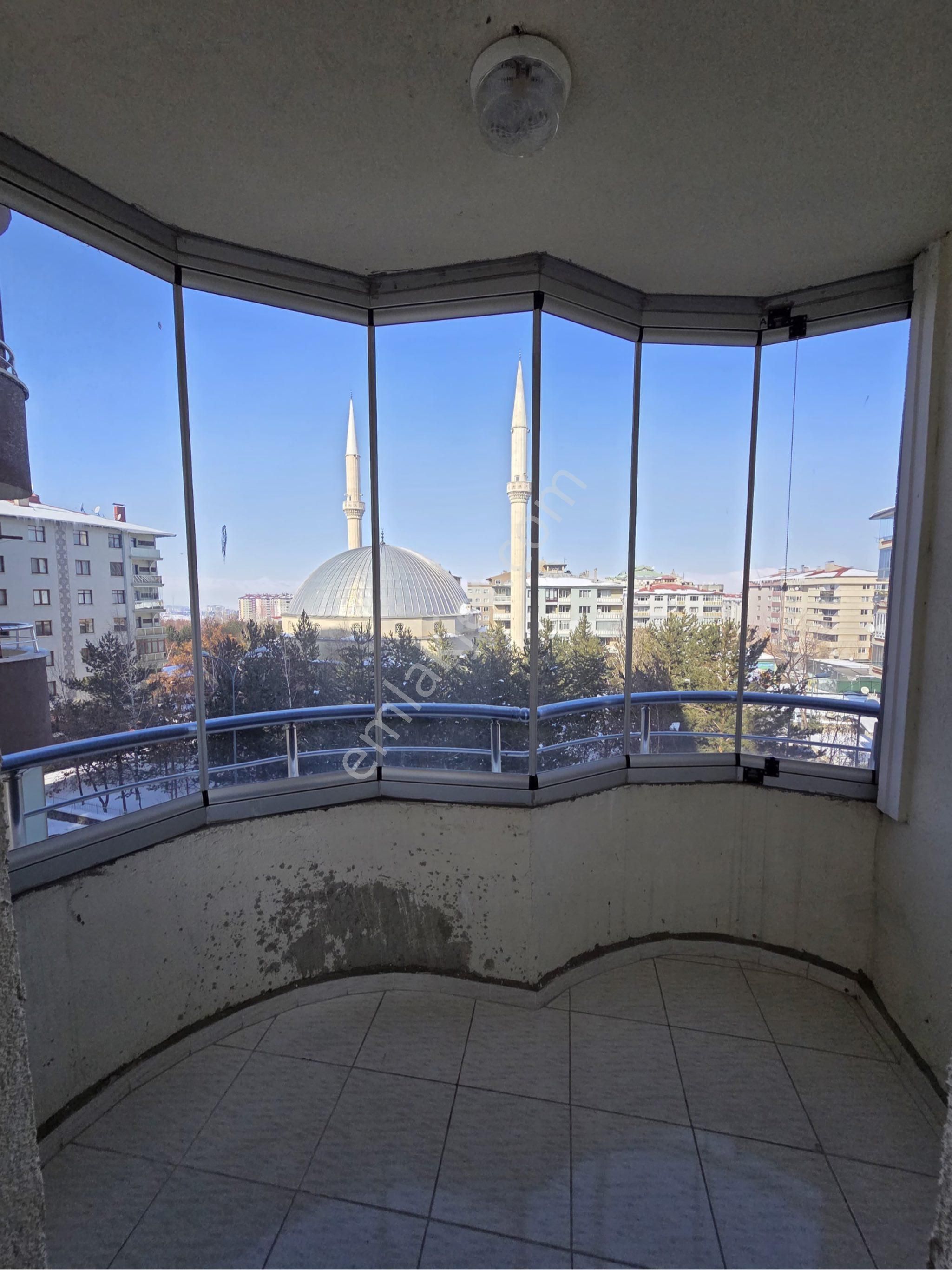 Sahibinden 3+1 Lüx Merkezi Isınma Terminal Caddesi - Görsel 28