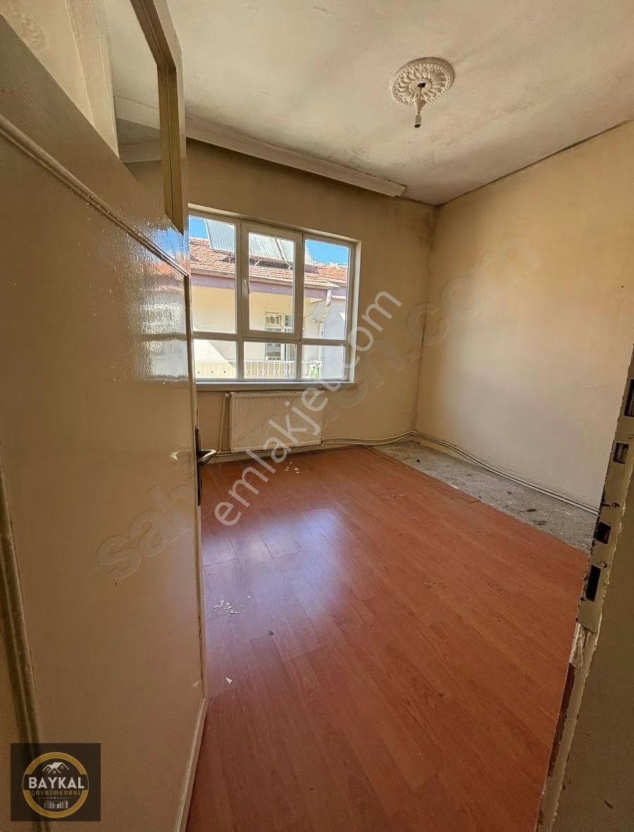 Yenimahalle'de Baykal'dan 3+1 Fırsat Dairesi