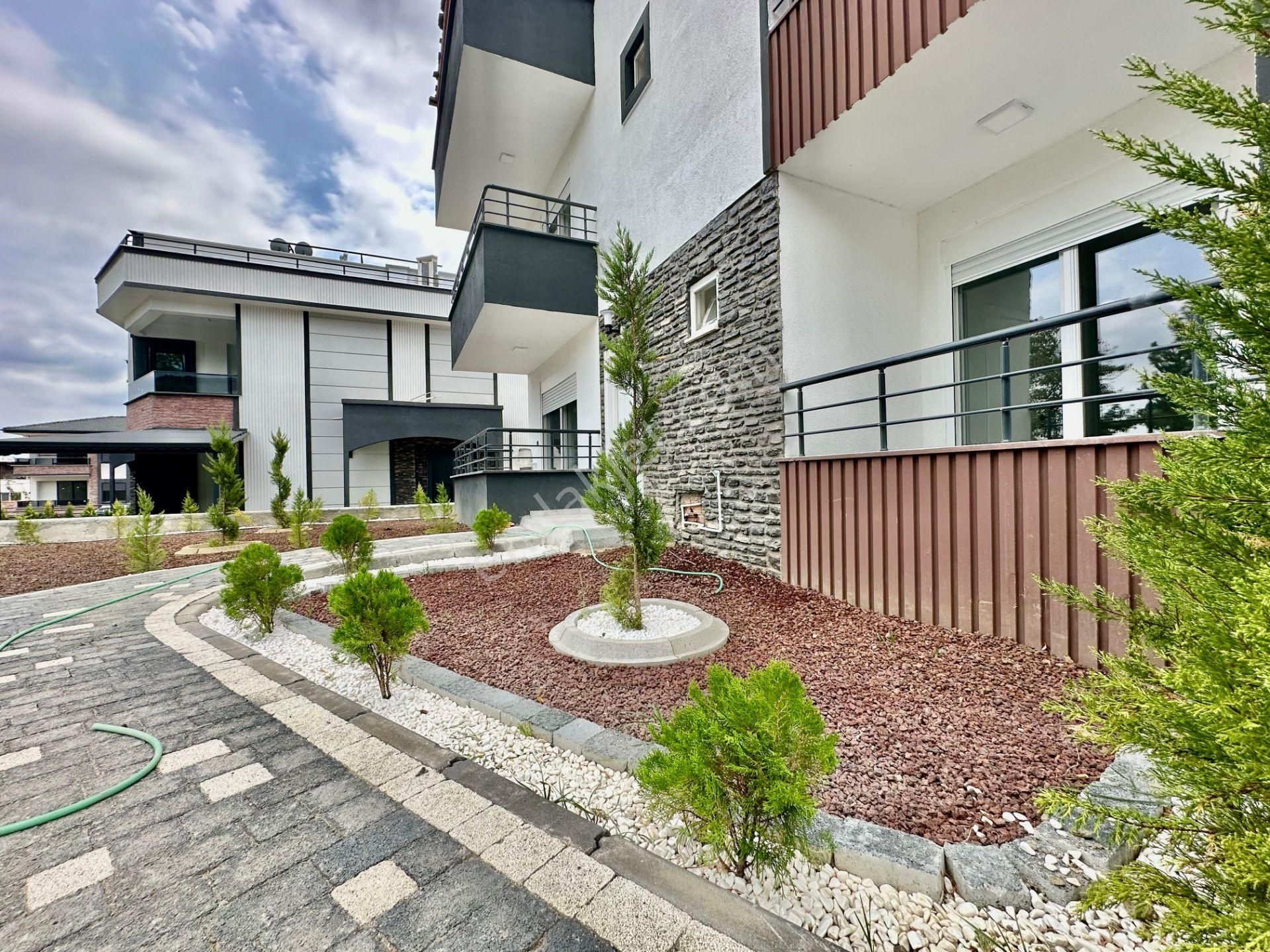 ꧁akçay Ay Emlaktan꧂gürede Kazdağlarının Eteklerinde Geniş Aileler İçin Tasarlanmış Satılık 5+1villa - Görsel 2